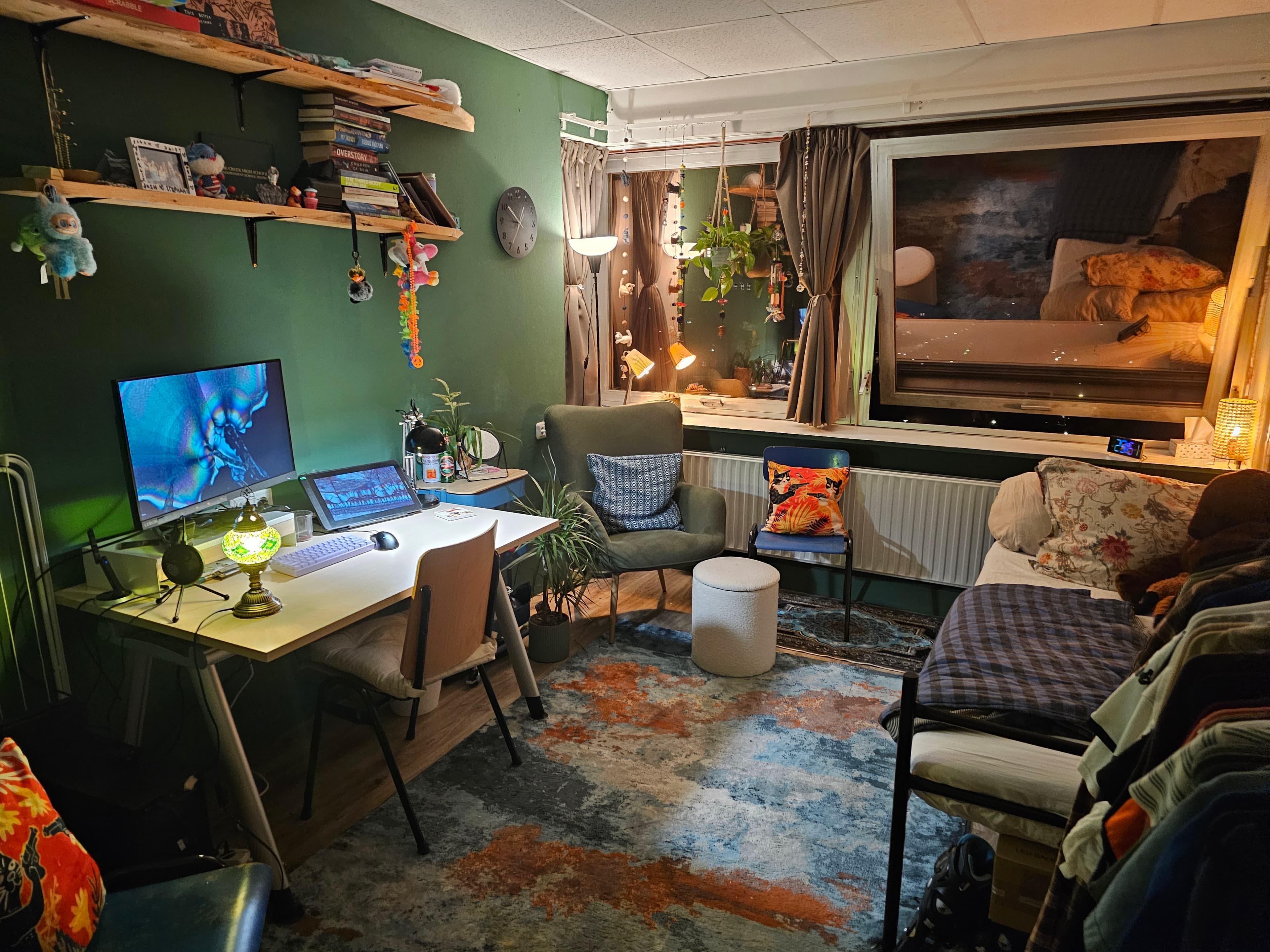 show all photos of Aan 't Verlaat