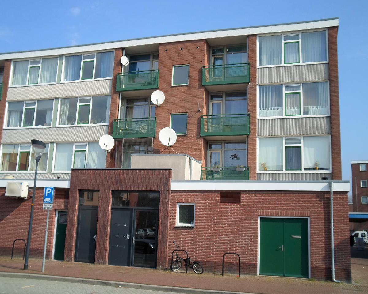show all photos of Roerstraat