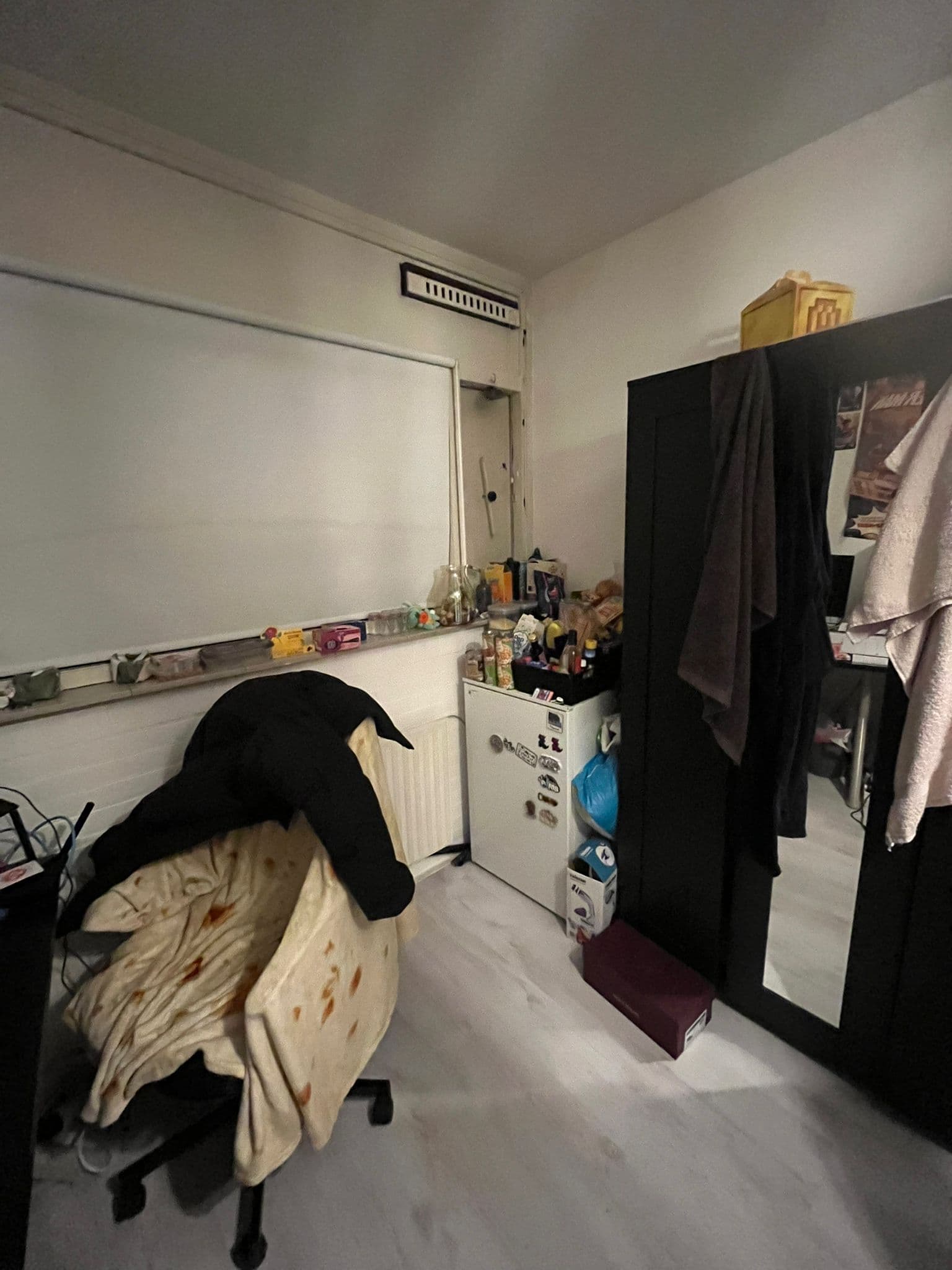 show all photos of Loenermark