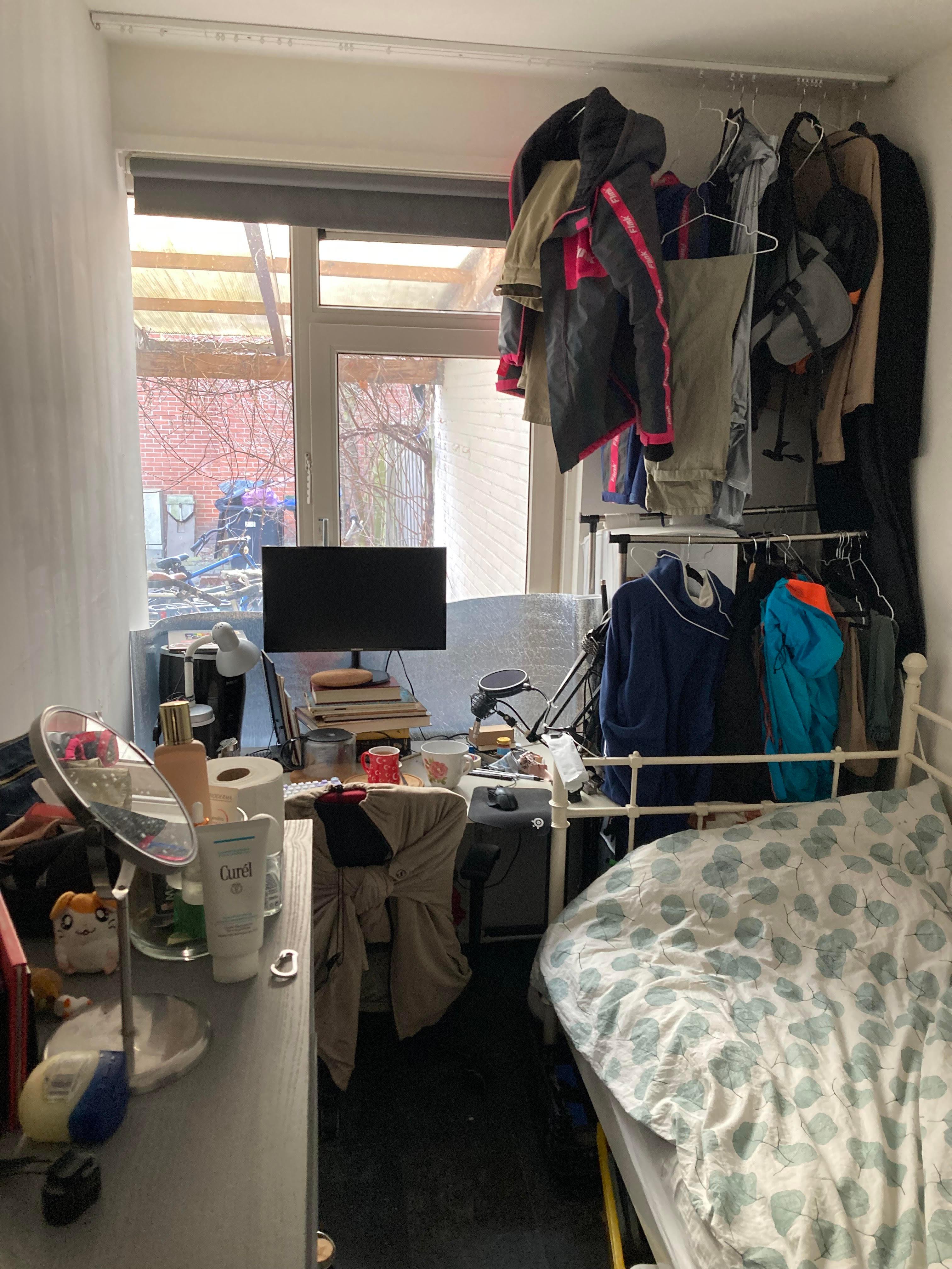 show all photos of Barnsteenstraat