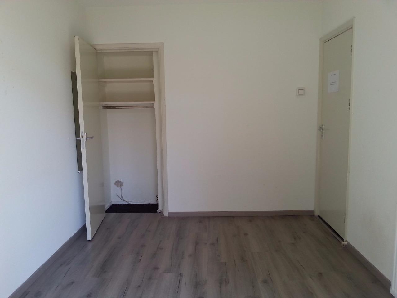 show all photos of Van der Kempstraat