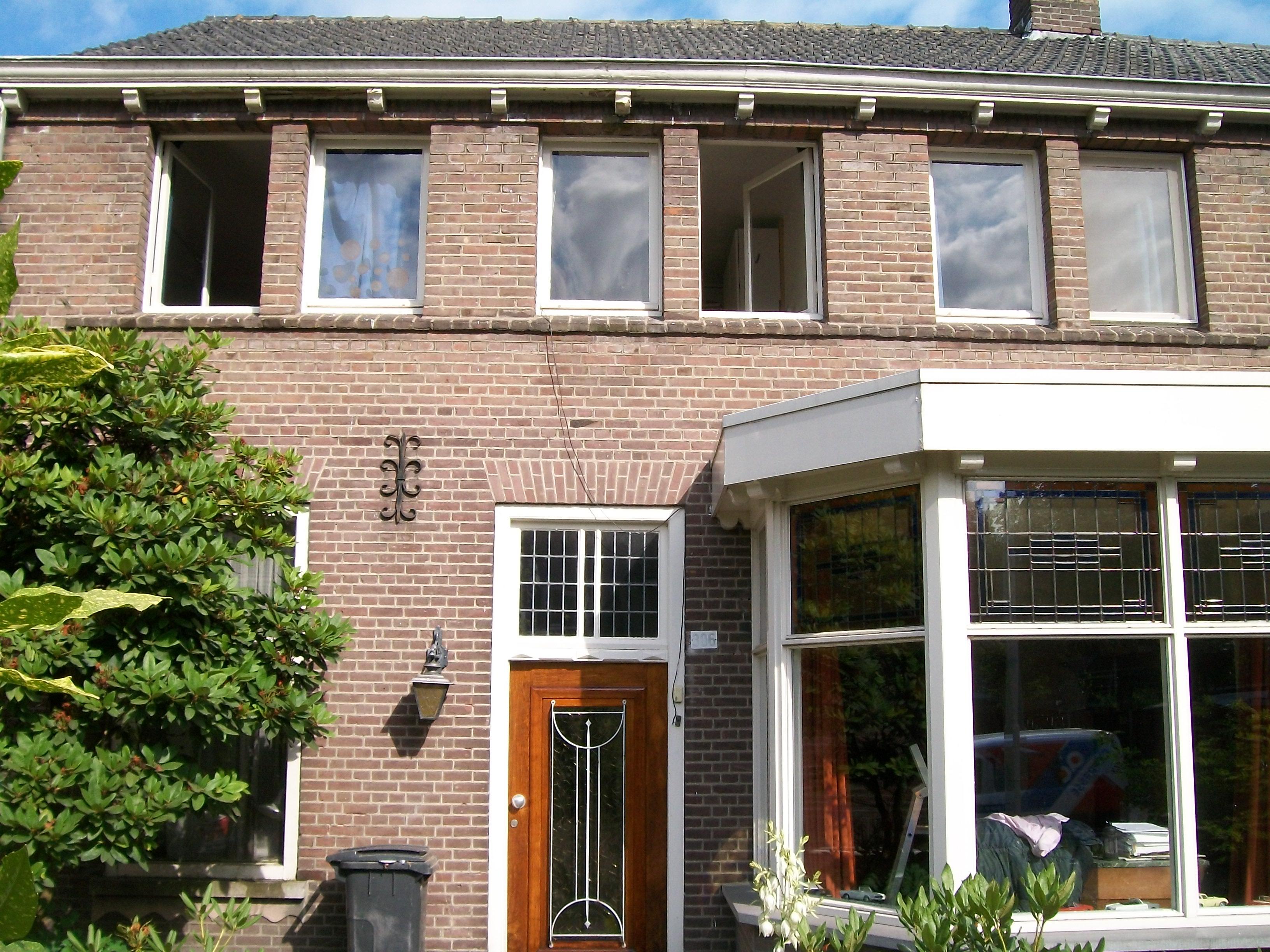 show all photos of Woenselsestraat