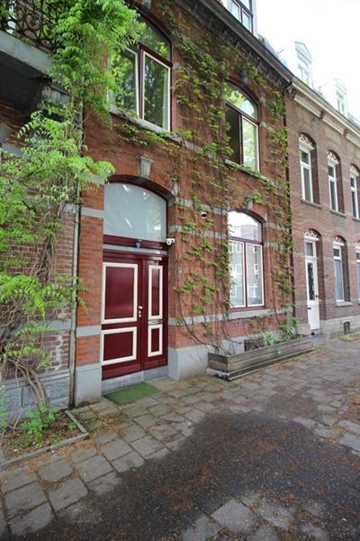 show all photos of Herbenusstraat