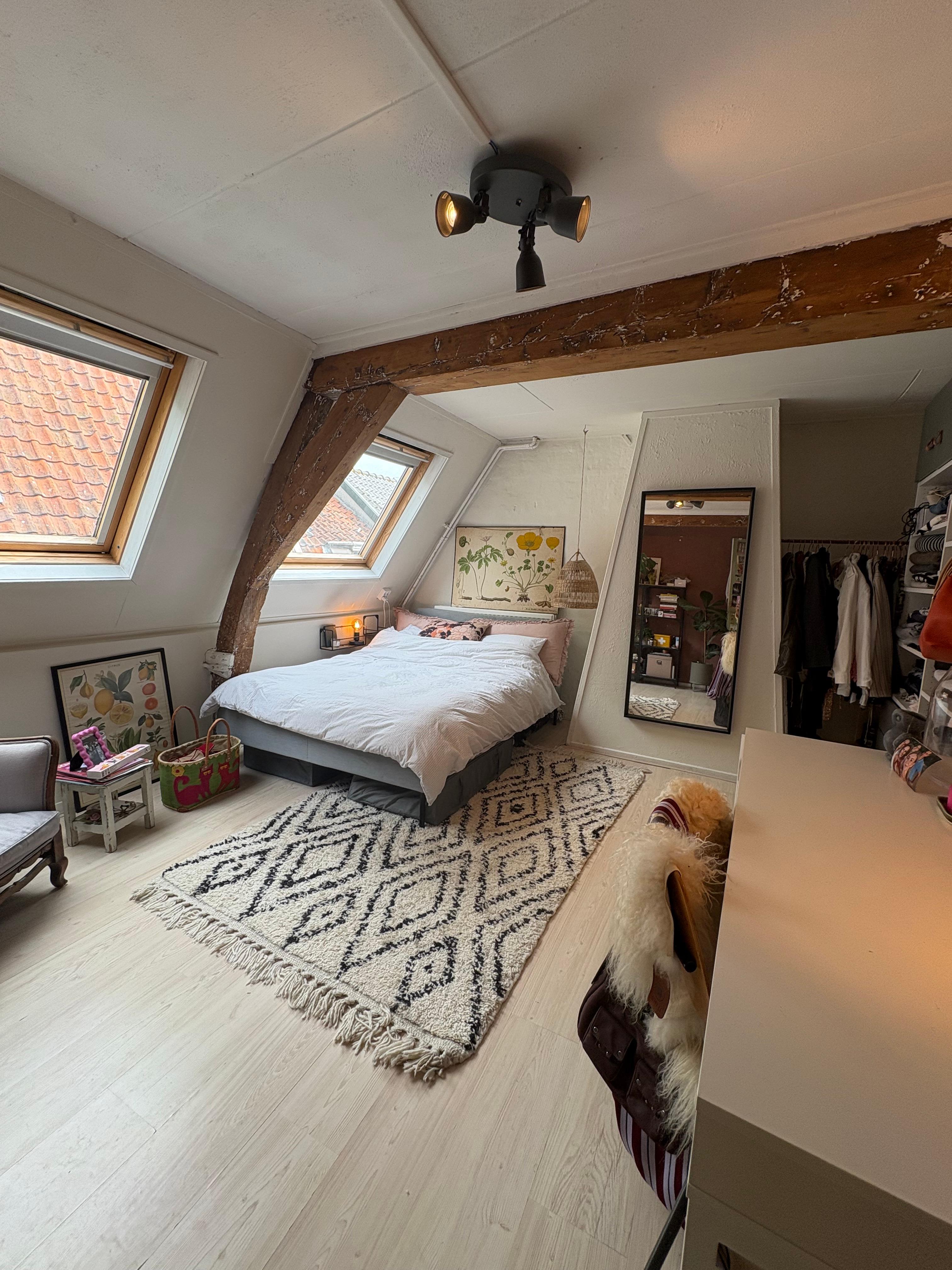 show all photos of Groenesteeg