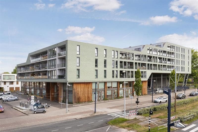 show all photos of Wolbrantskerkweg