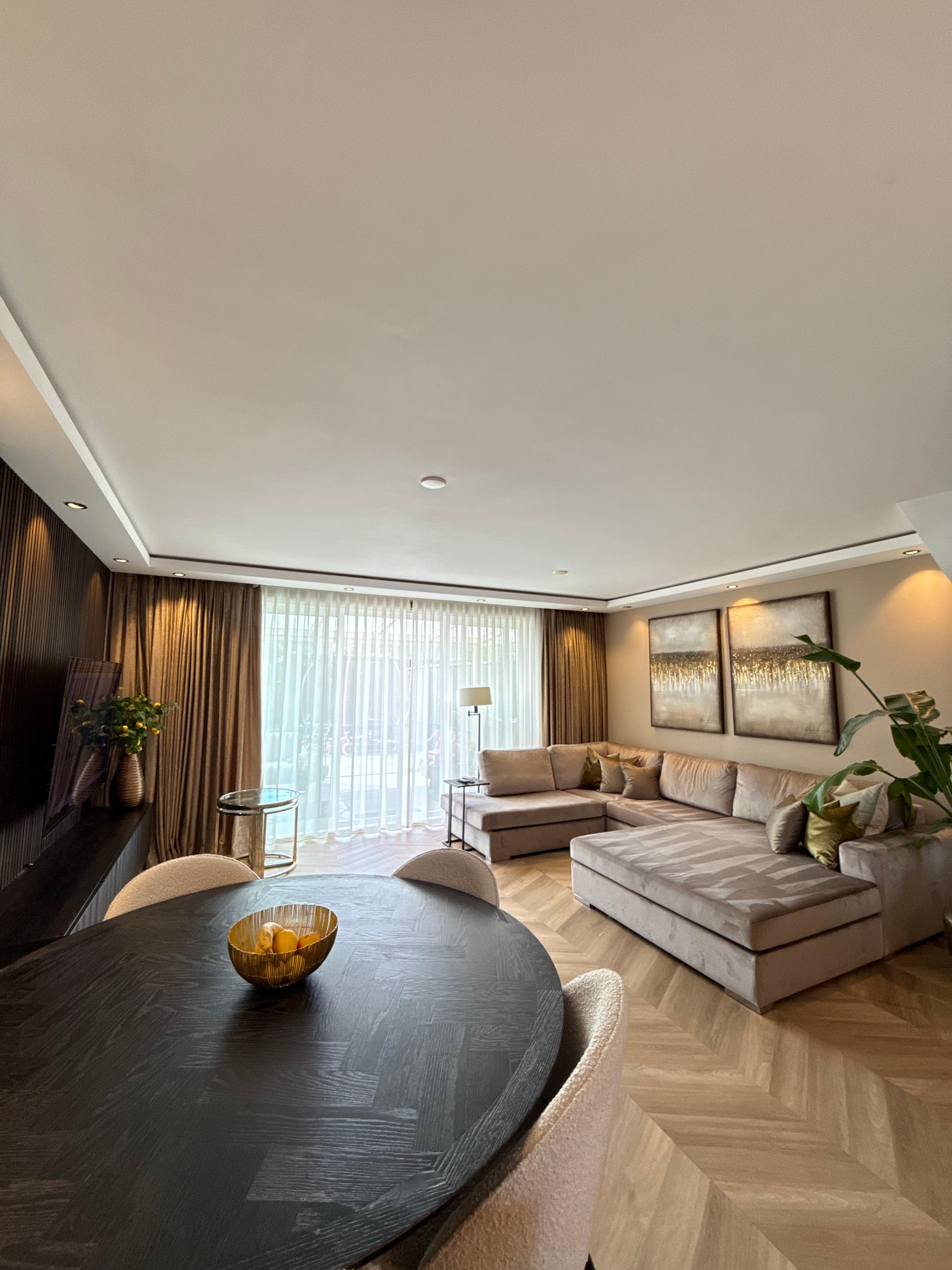 show all photos of Litasweg