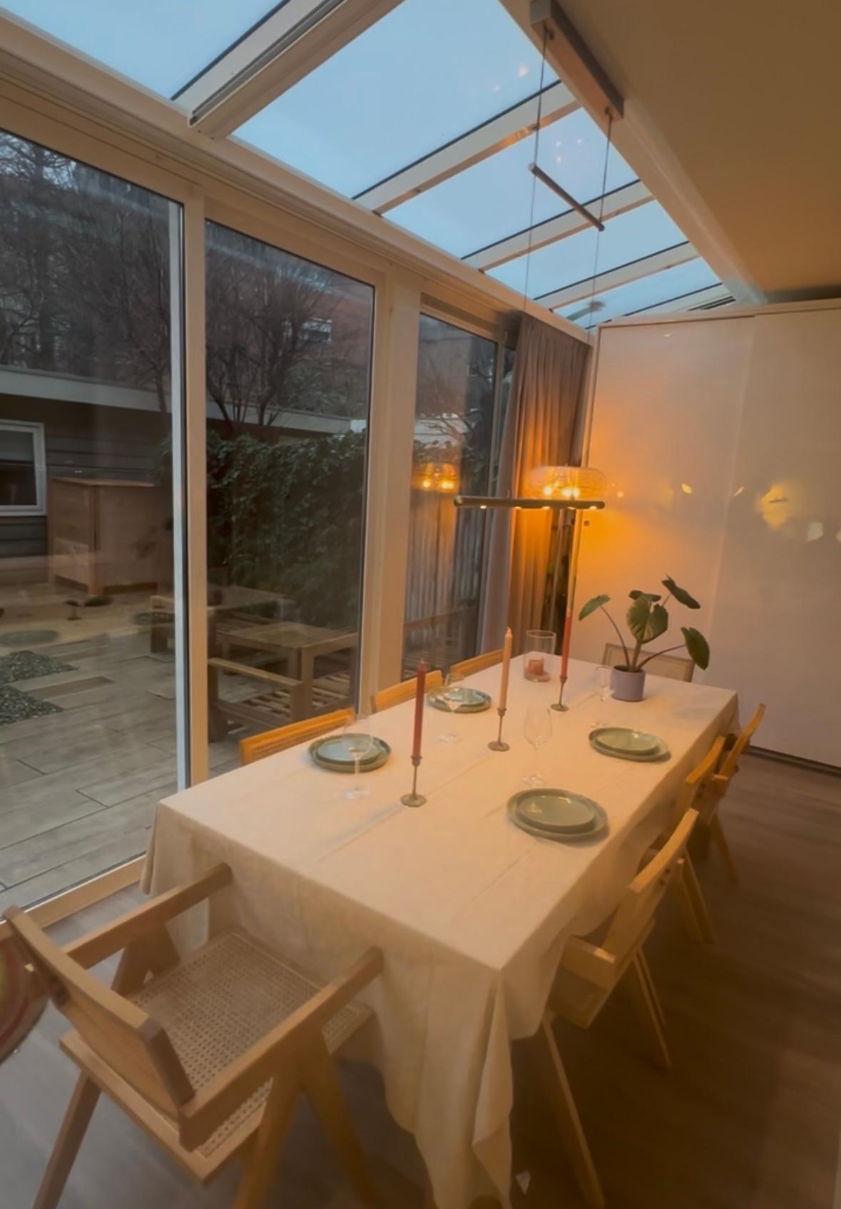 show all photos of Amstelveenseweg