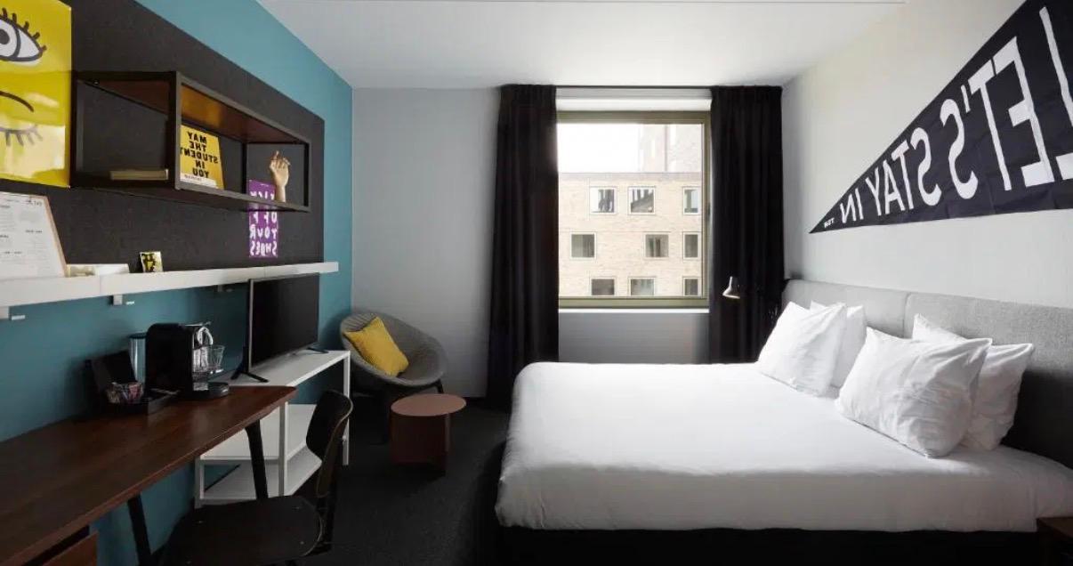 show all photos of Stationsweg