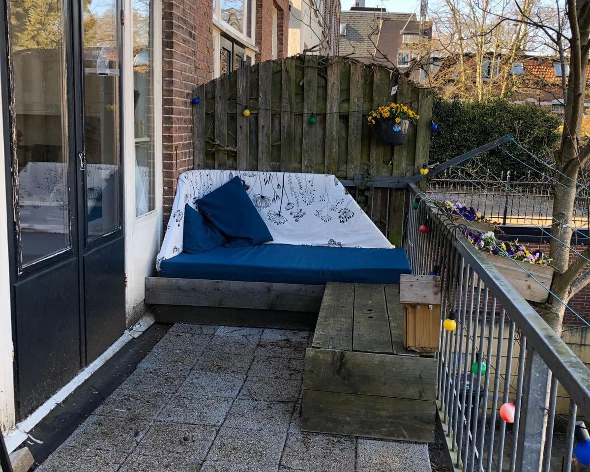 show all photos of Hendrik van Viandenstraat
