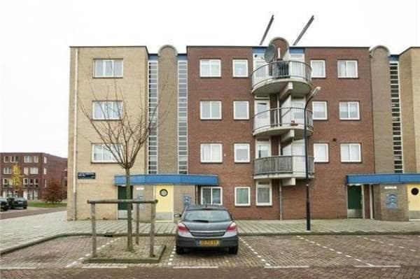 show all photos of Louis de Visserstraat
