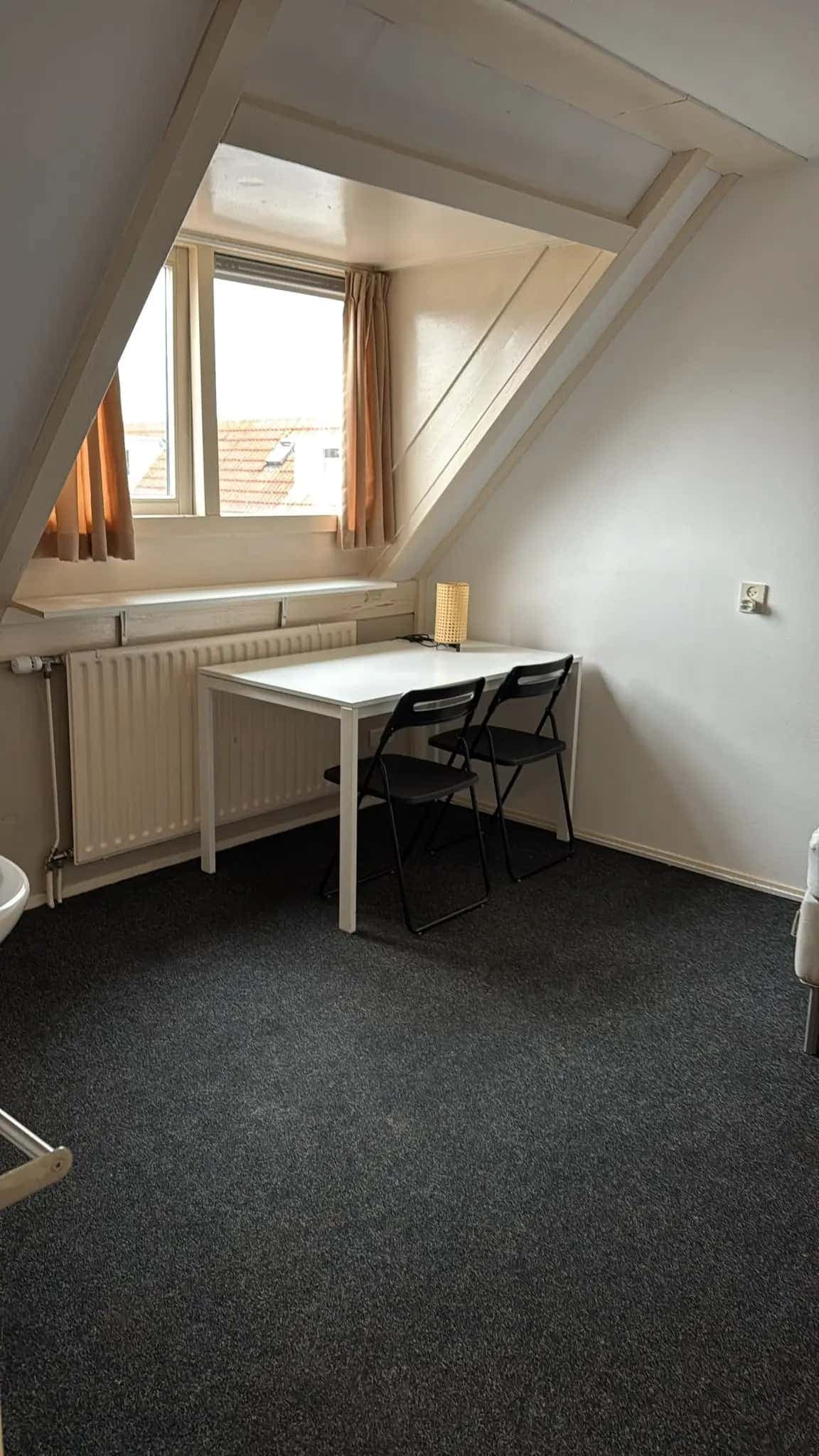 show all photos of Roptastate