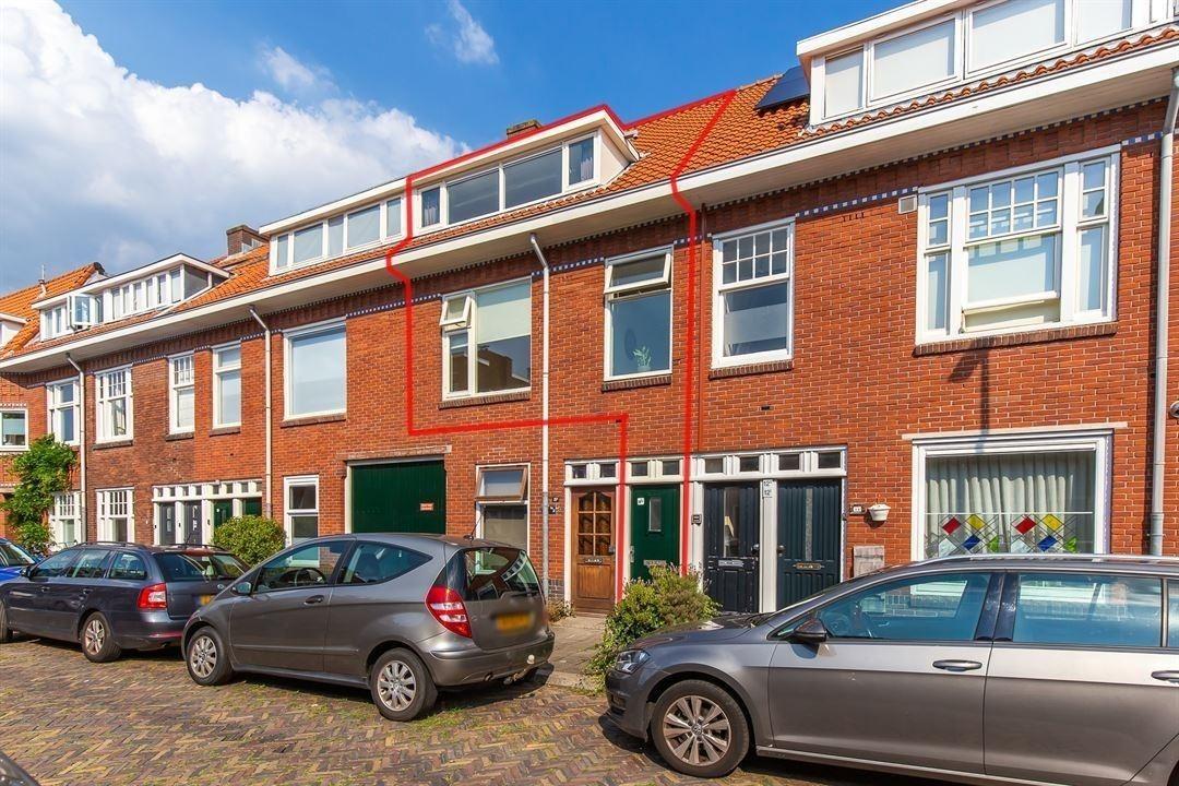 show all photos of Merwedestraat