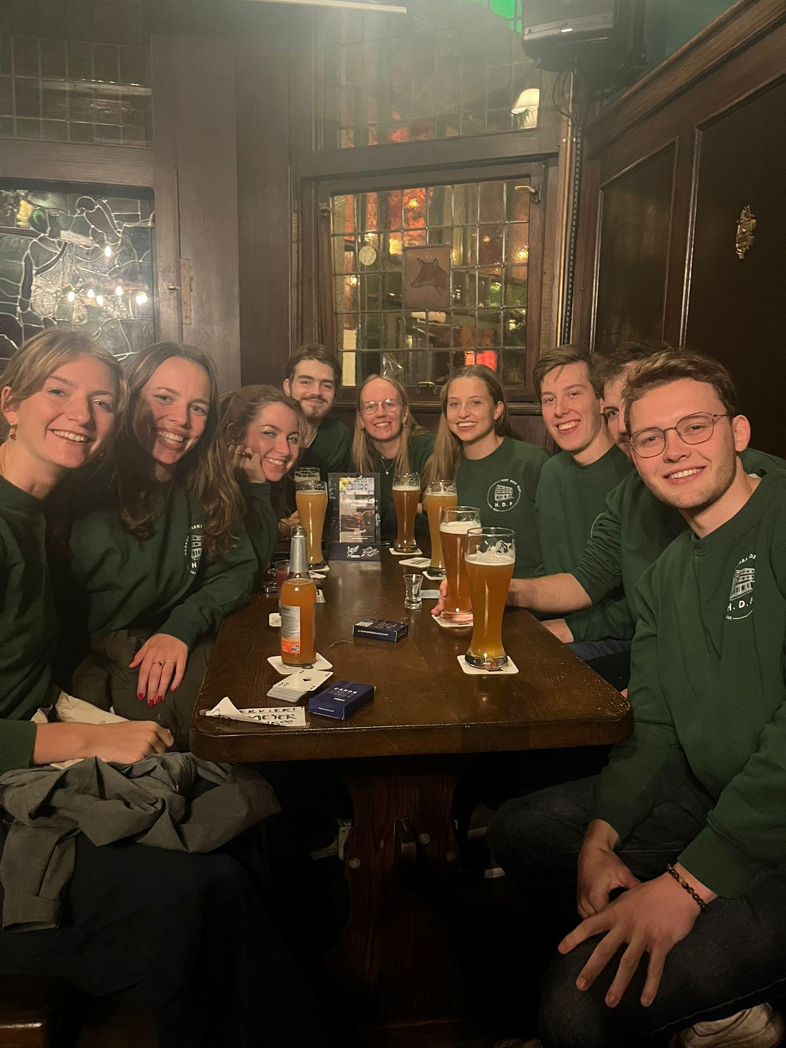 show all photos of Calslaan