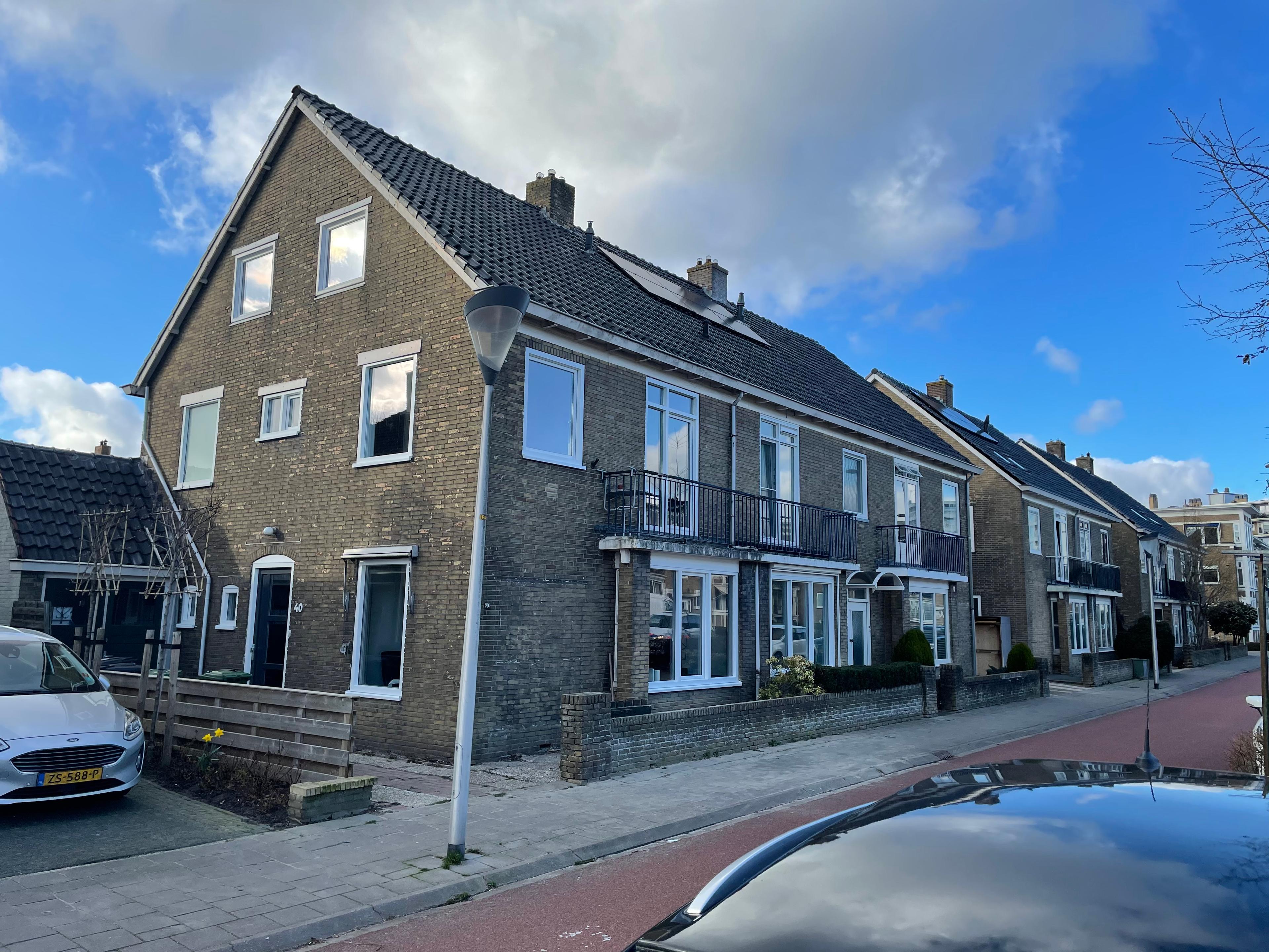 show all photos of Heliconweg