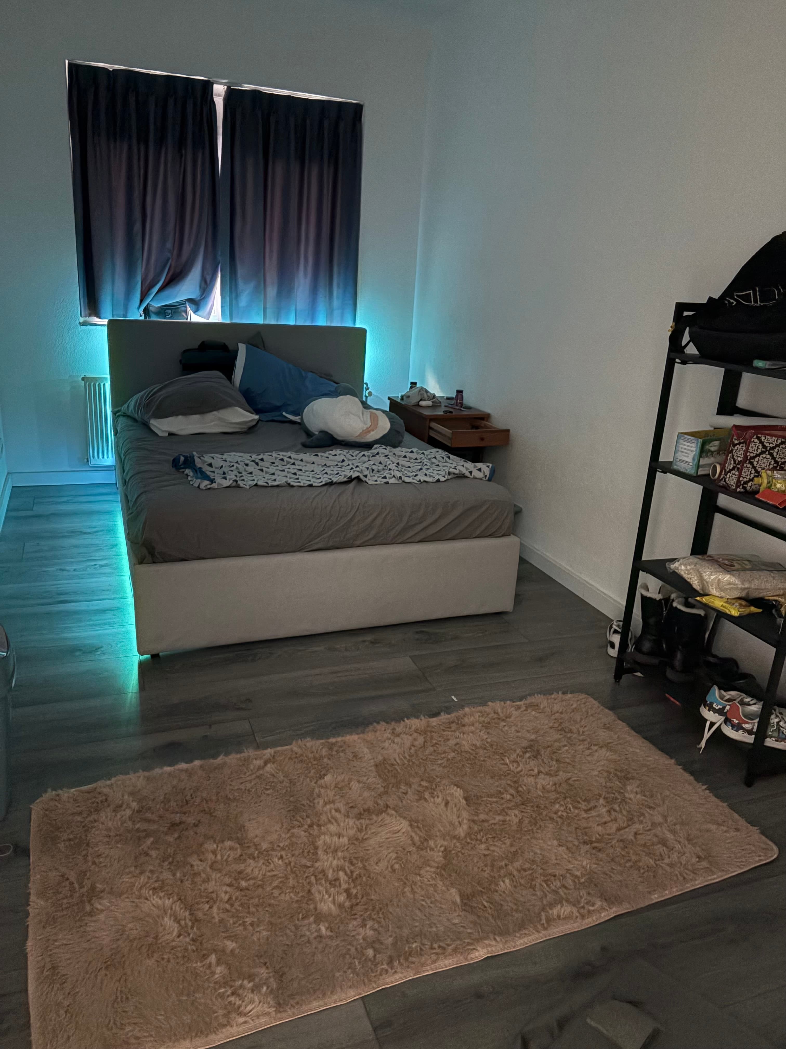 show all photos of Anna Blamansingel