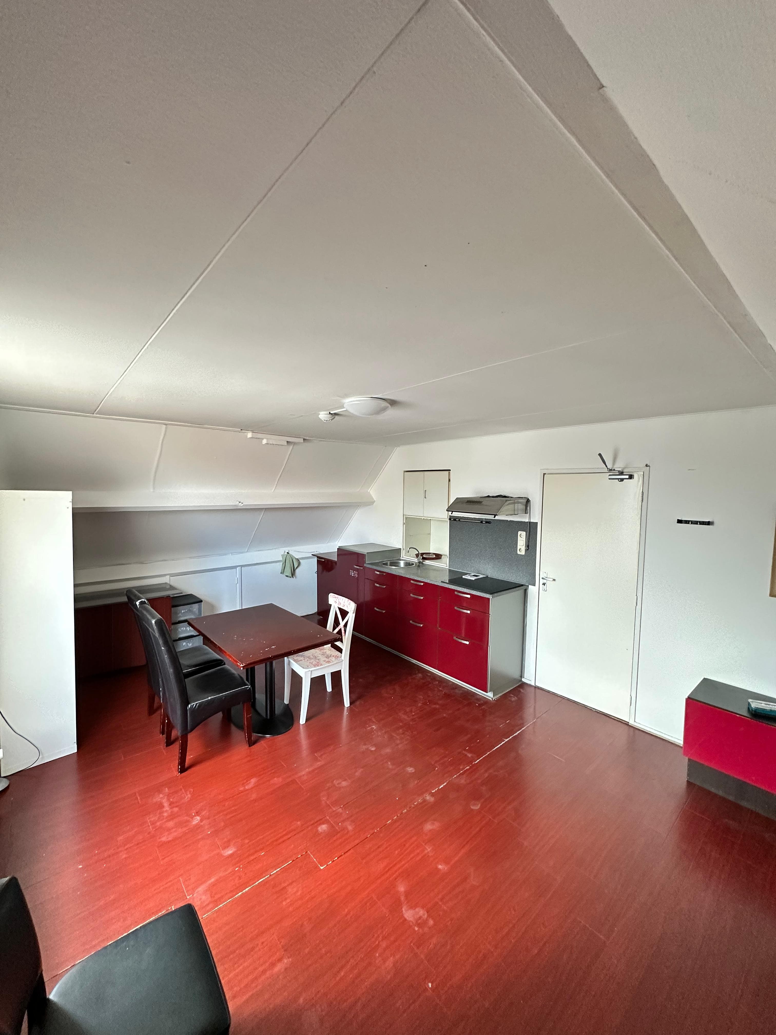 show all photos of Venestraat