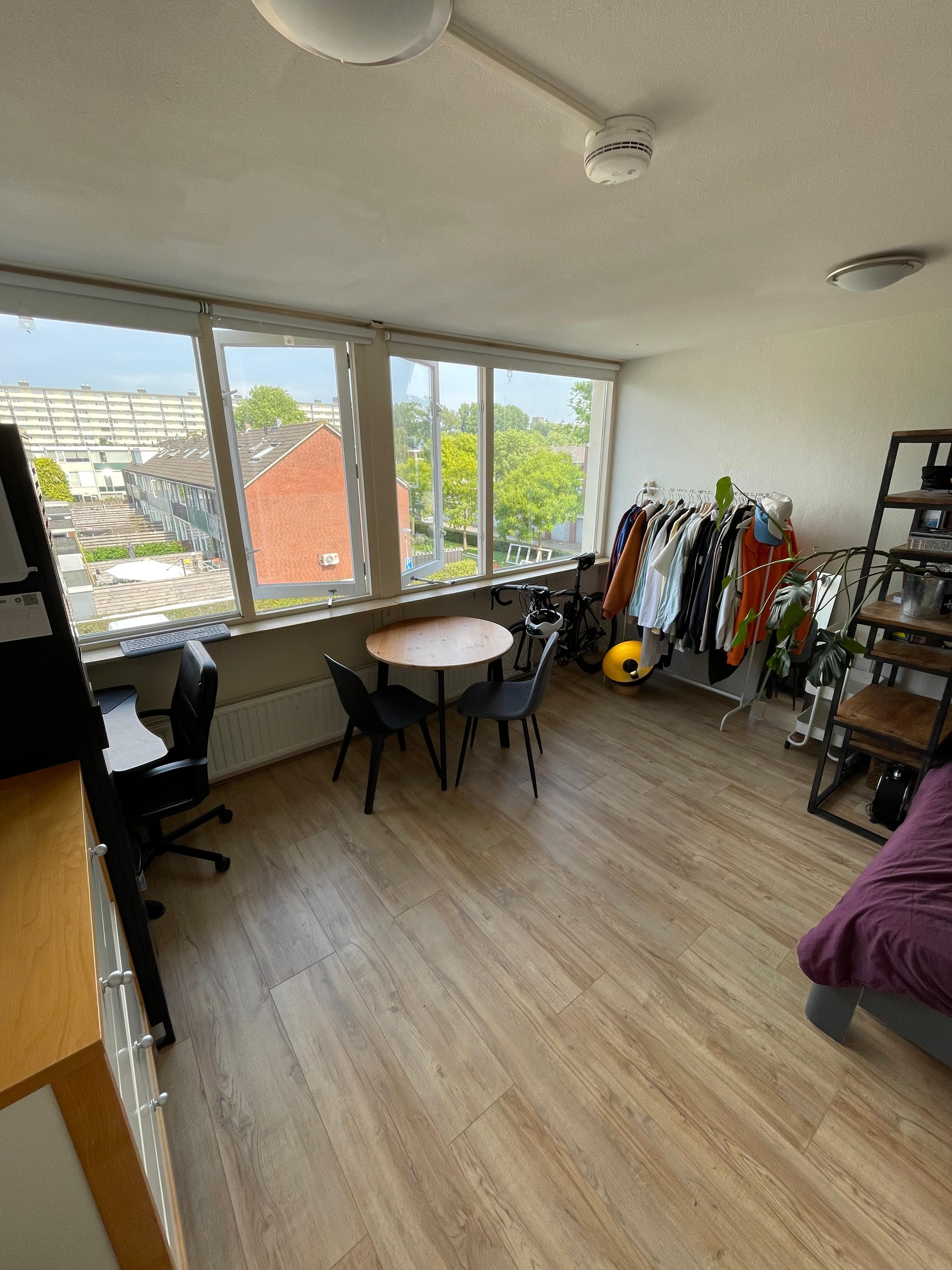 show all photos of Smaragdstraat