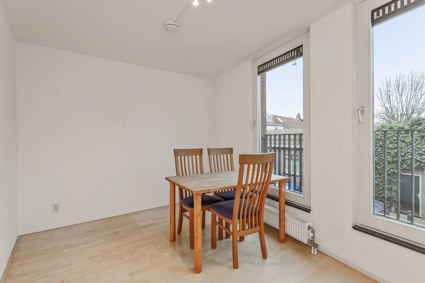 show all photos of Kastanjestraat