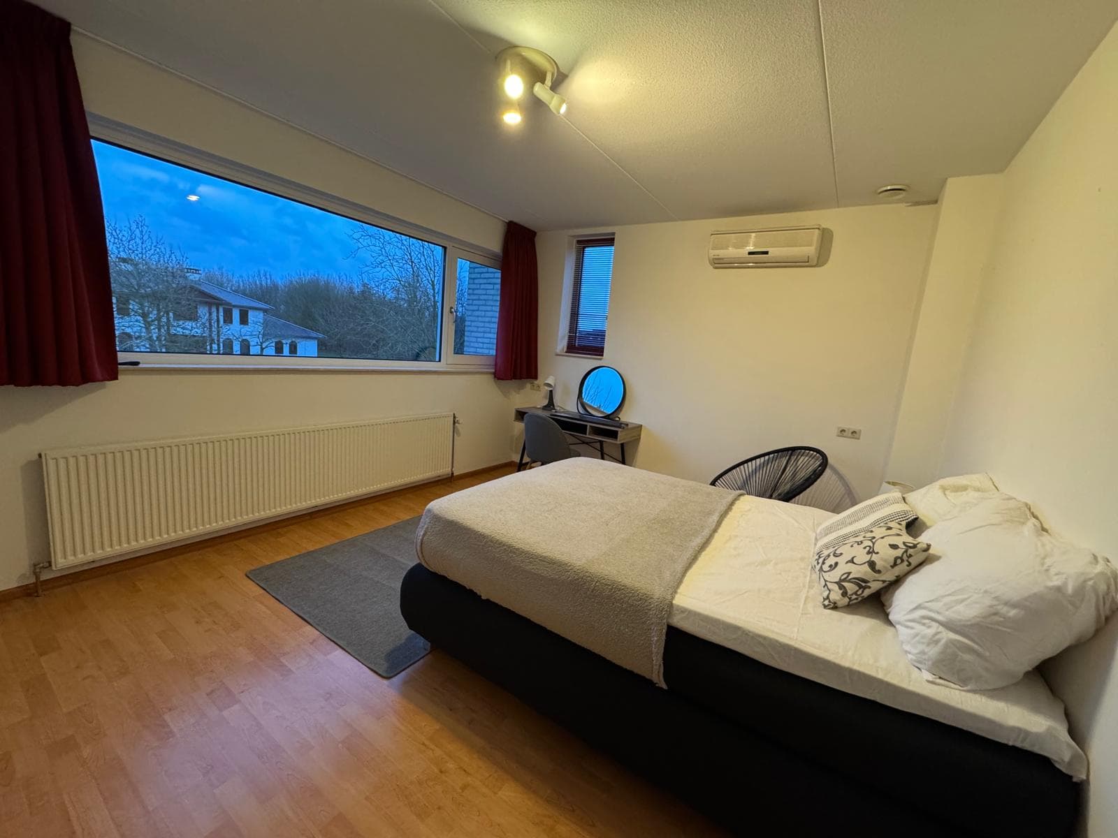 show all photos of Ludenbos