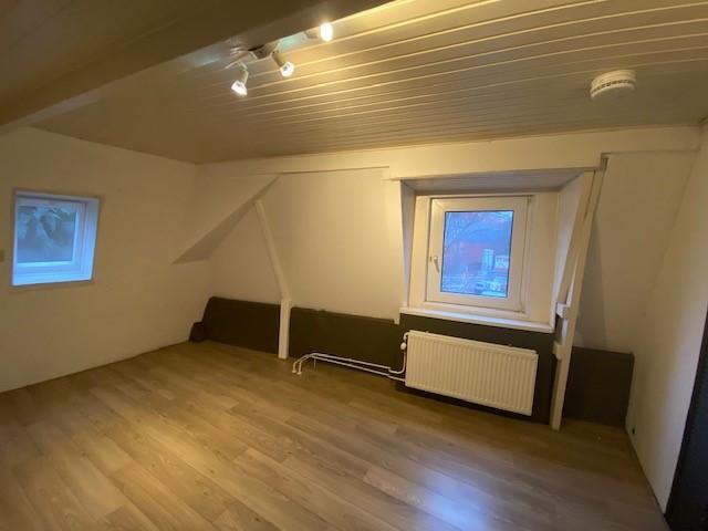 show all photos of Emmastraat