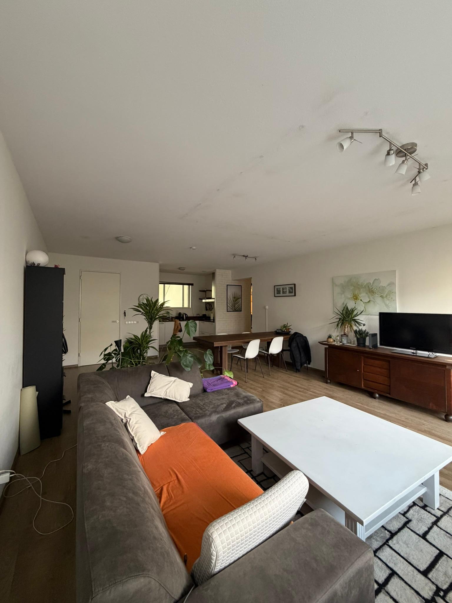 show all photos of Koningin Wilhelminaplein