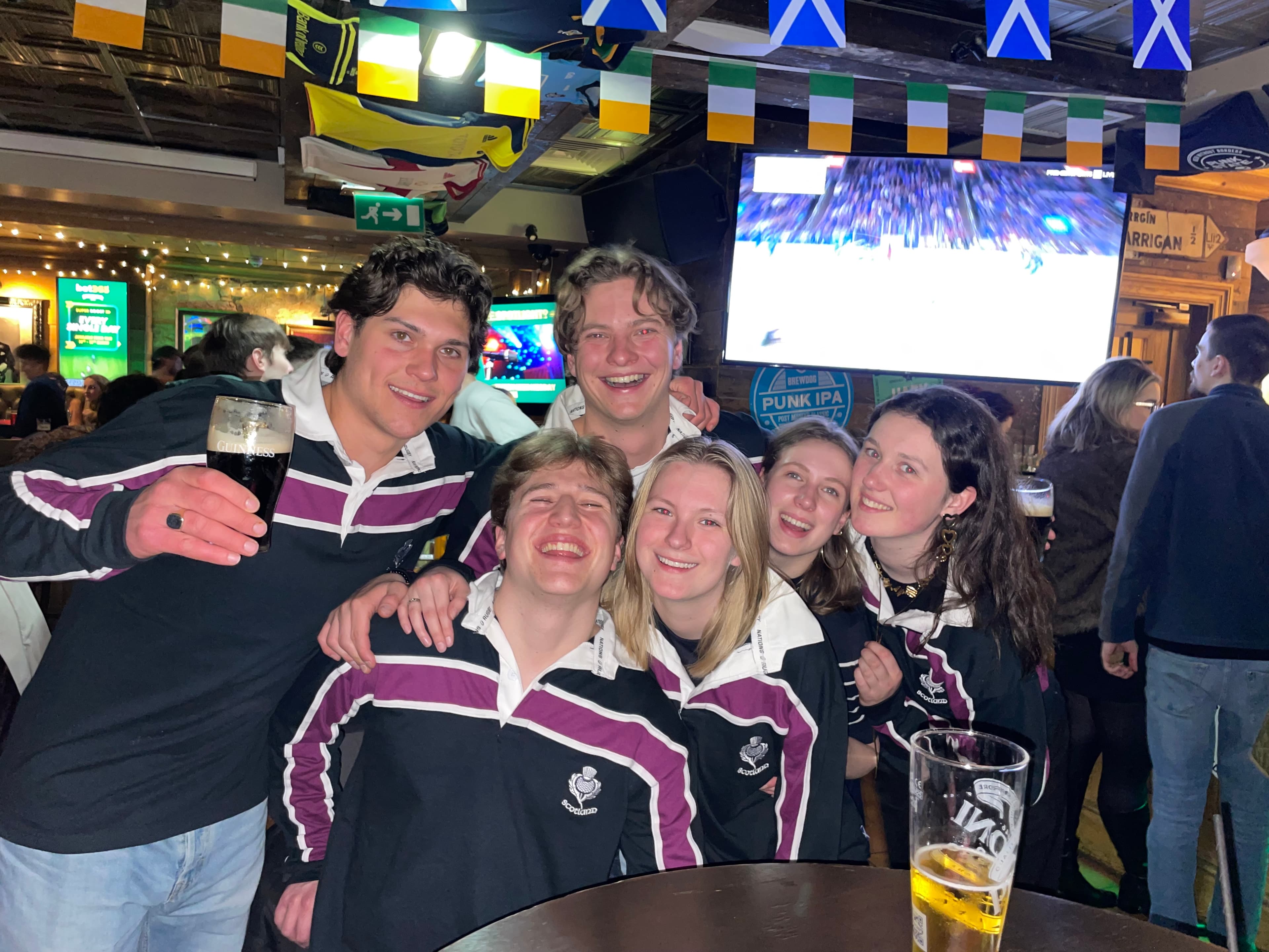 show all photos of Phoenixstraat