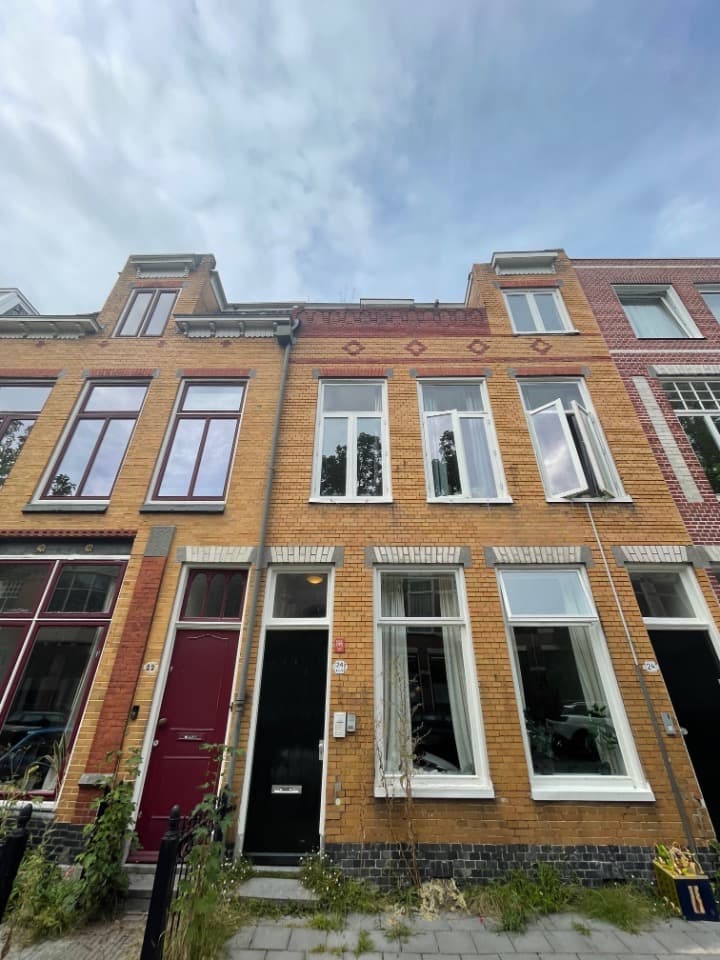 show all photos of Tweede Willemstraat