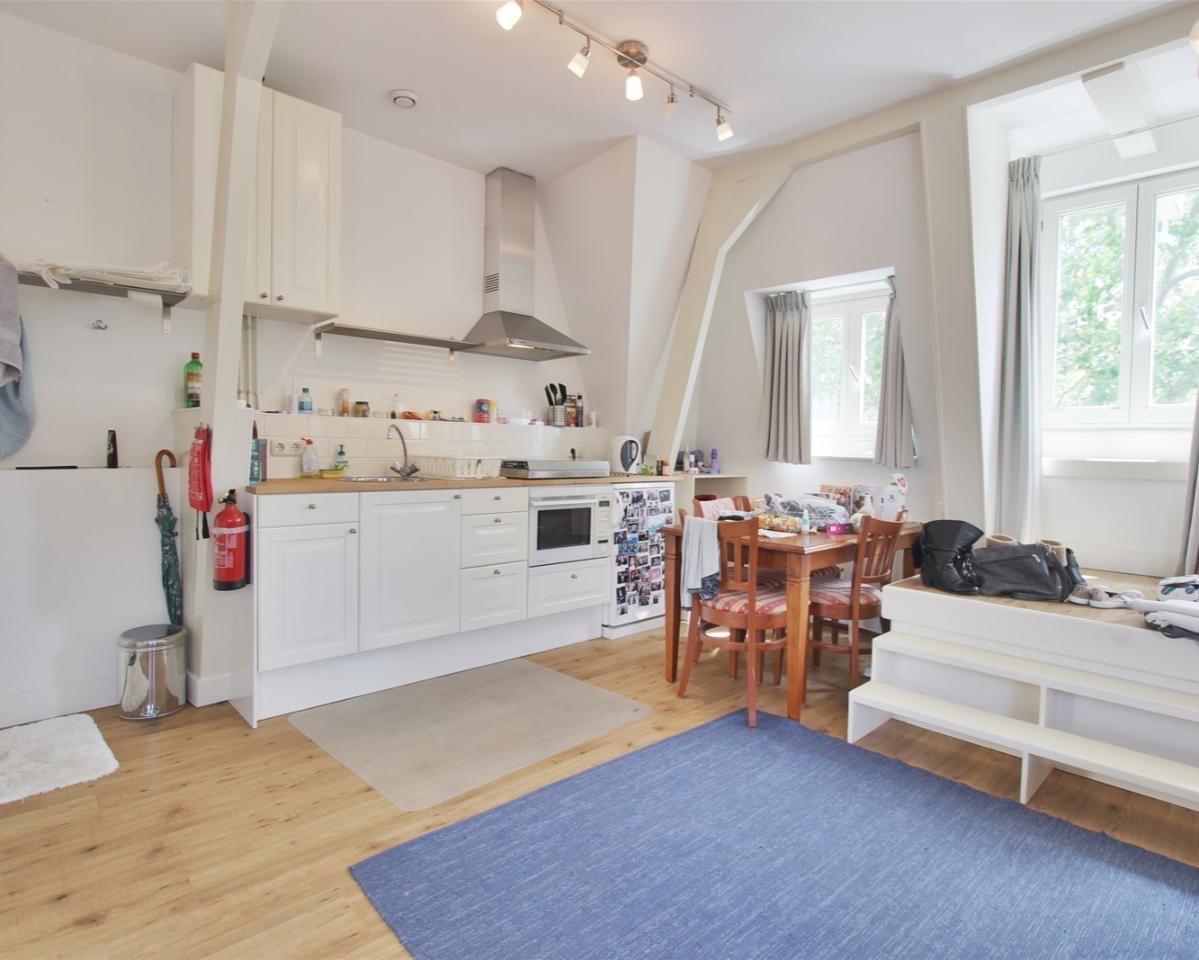 Studio te huur €1800 euro Ceintuurbaan, Amsterdam