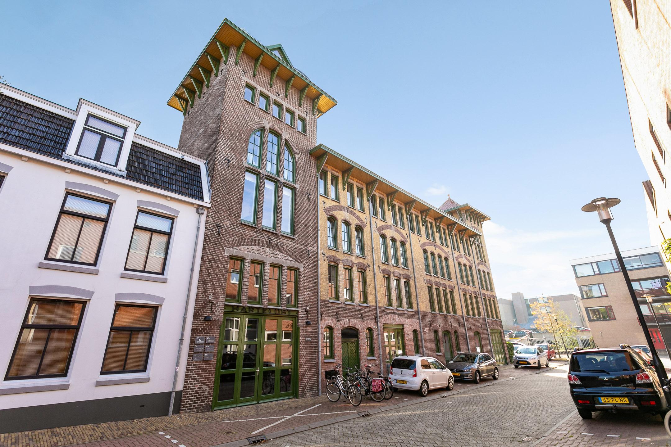 show all photos of Romkeslaan