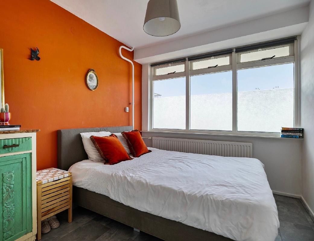 show all photos of Langswater