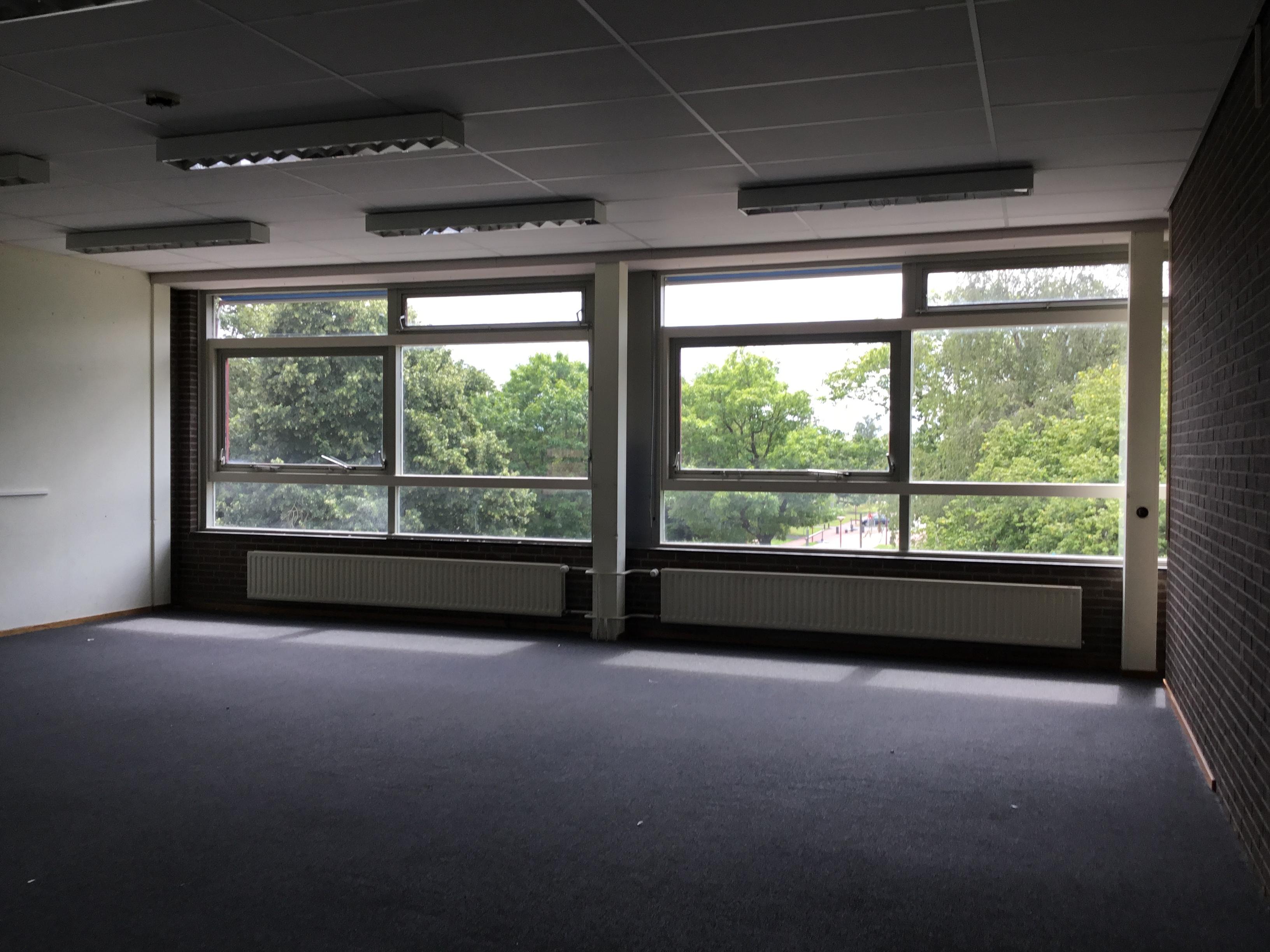 show all photos of Eikesingel