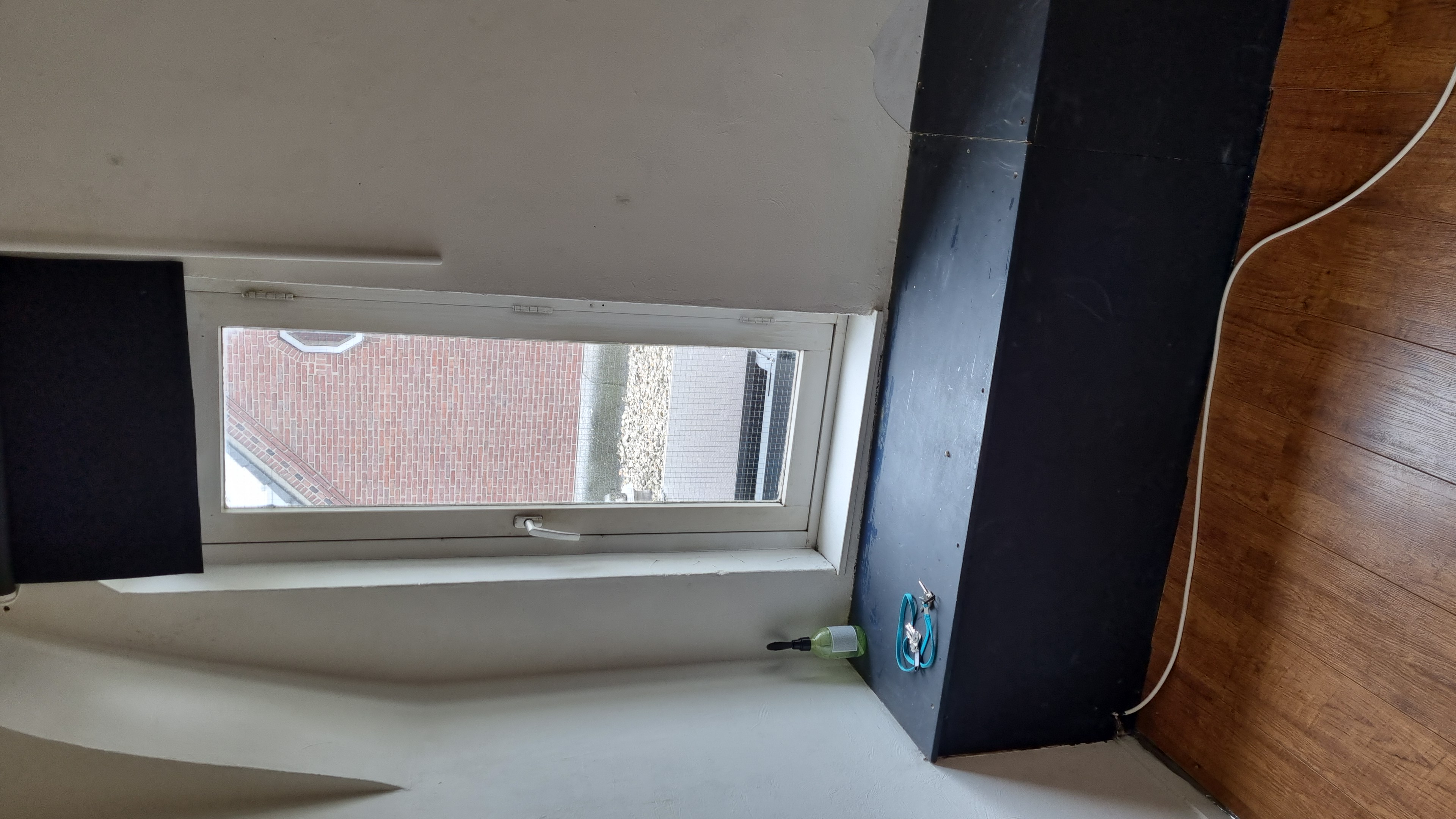 show all photos of Meezenbroekerweg