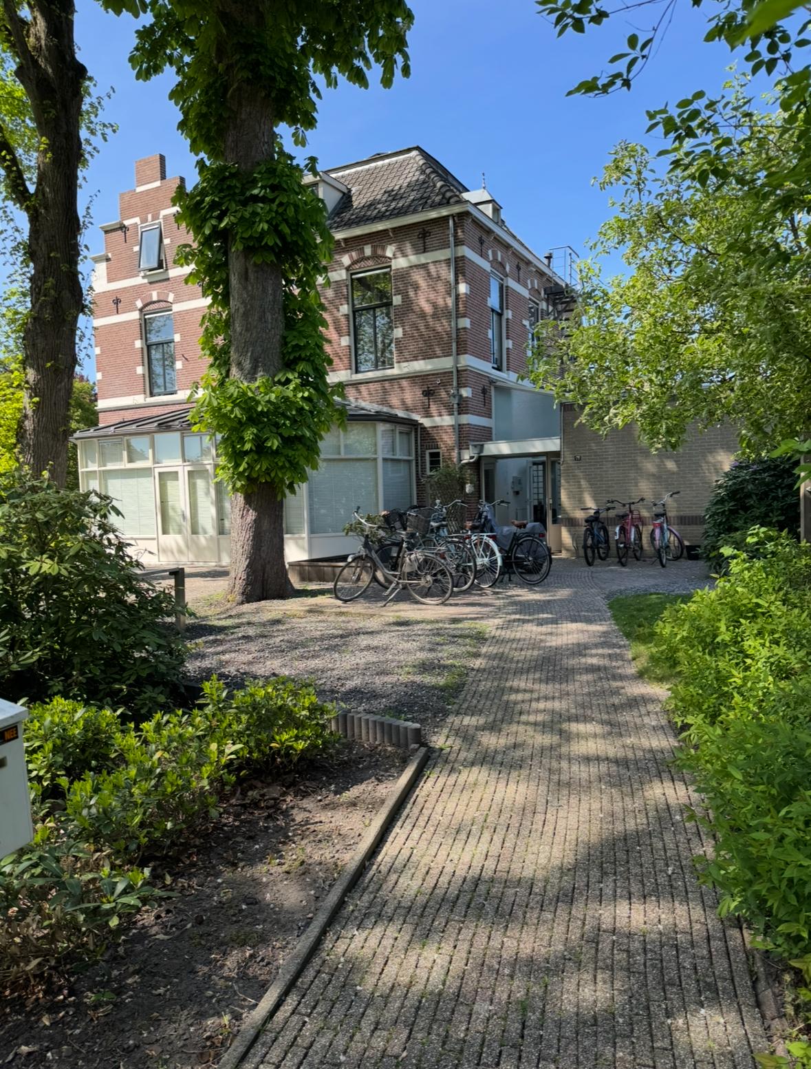 show all photos of Brinkersweg