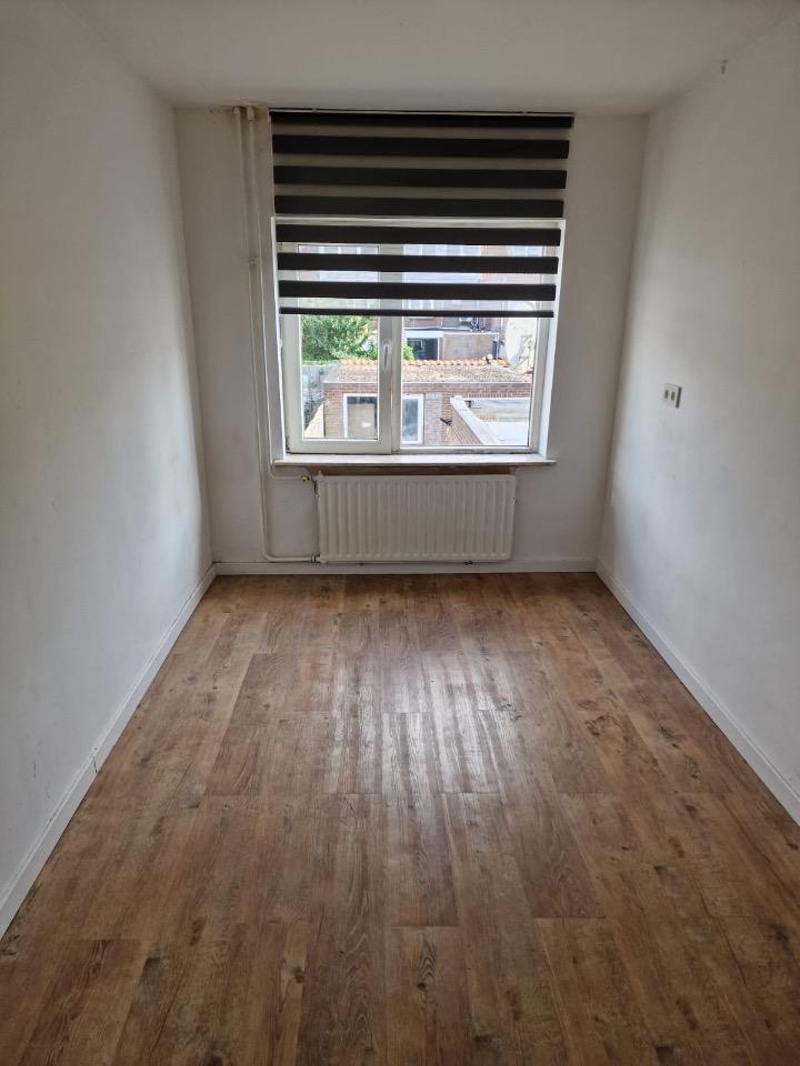 show all photos of Oerlesestraat