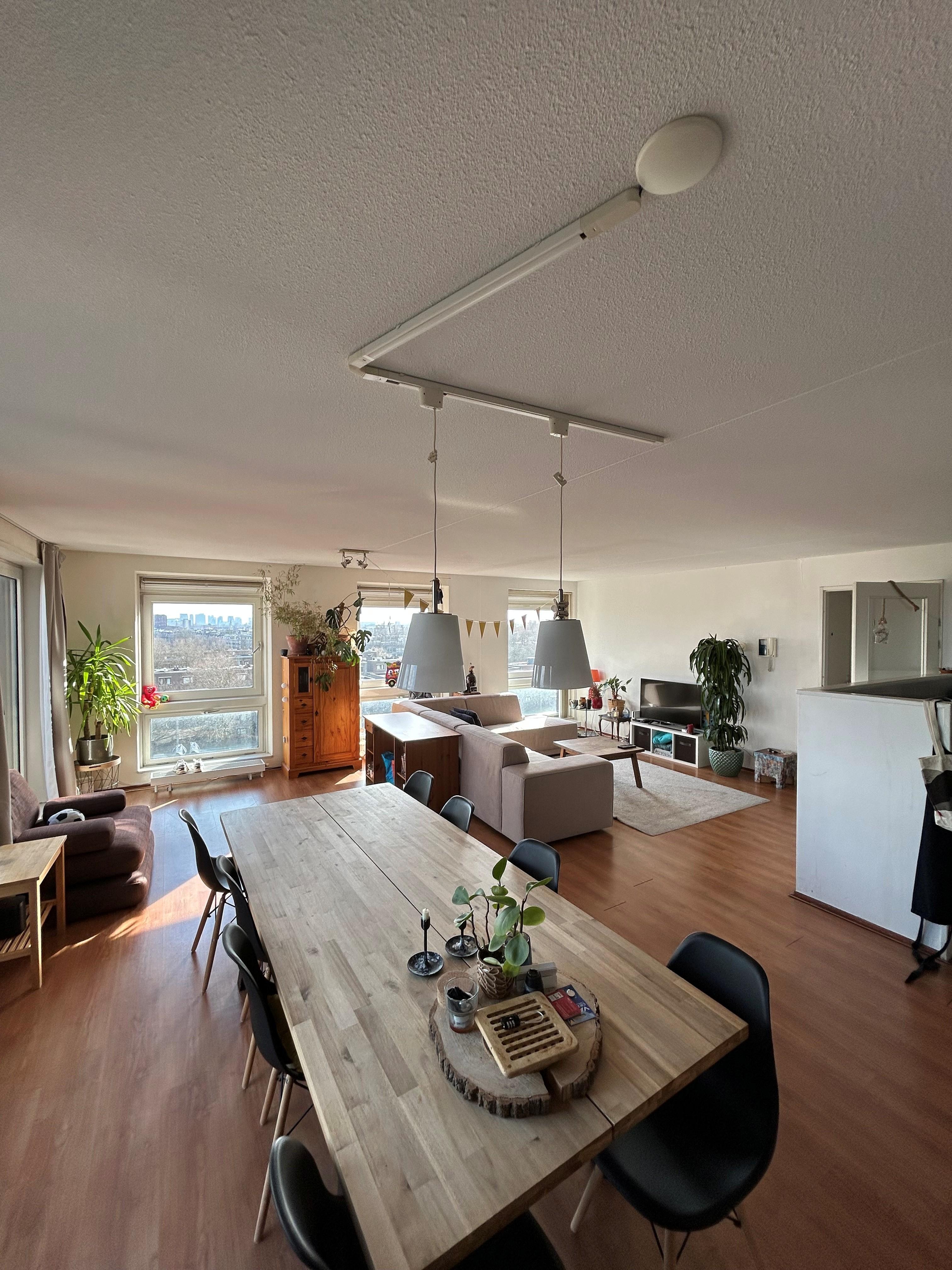 show all photos of Jan van Galenstraat