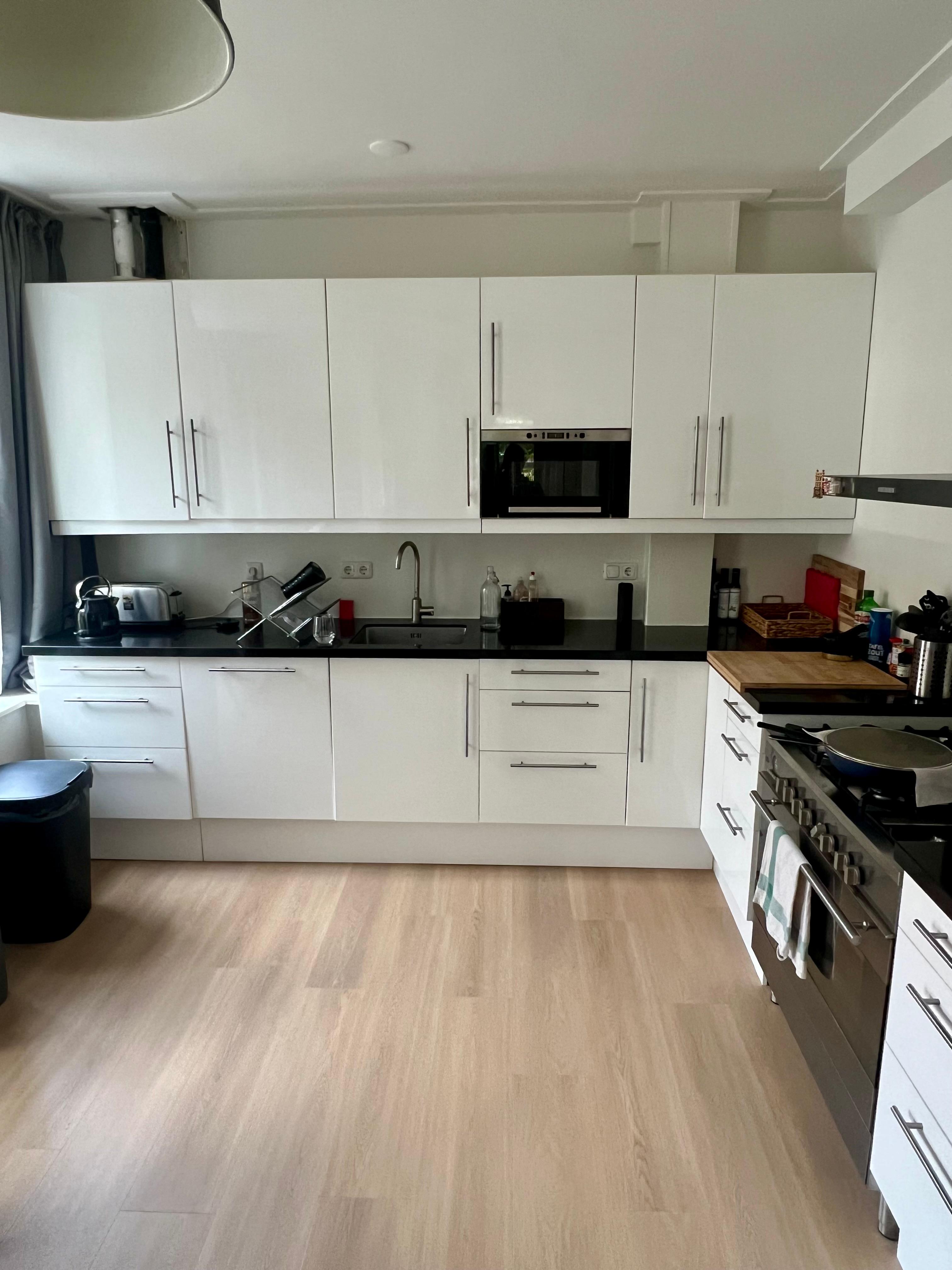 show all photos of Abbenesstraat