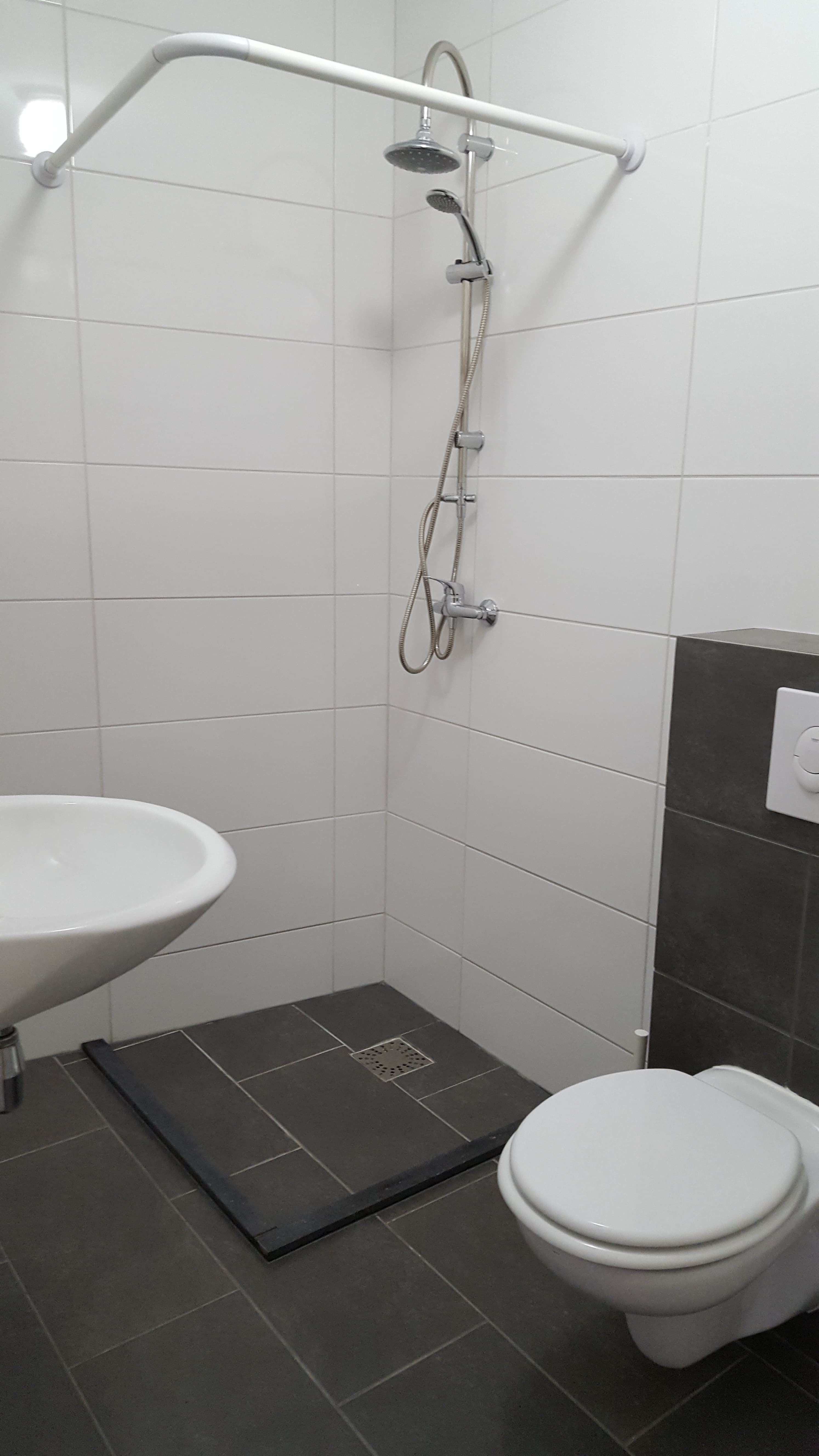 show all photos of Industriestraat