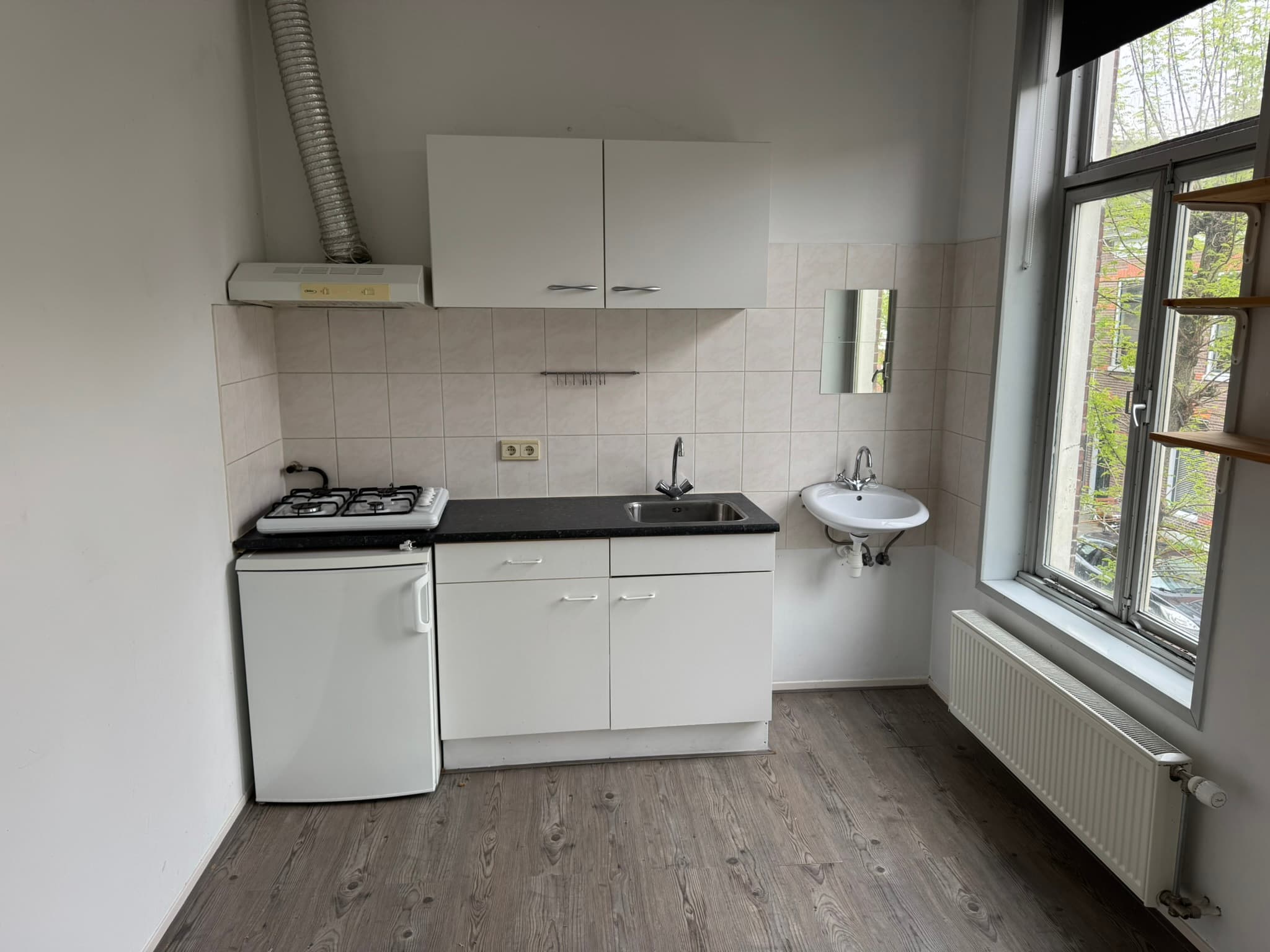 show all photos of Tweede Hunzestraat