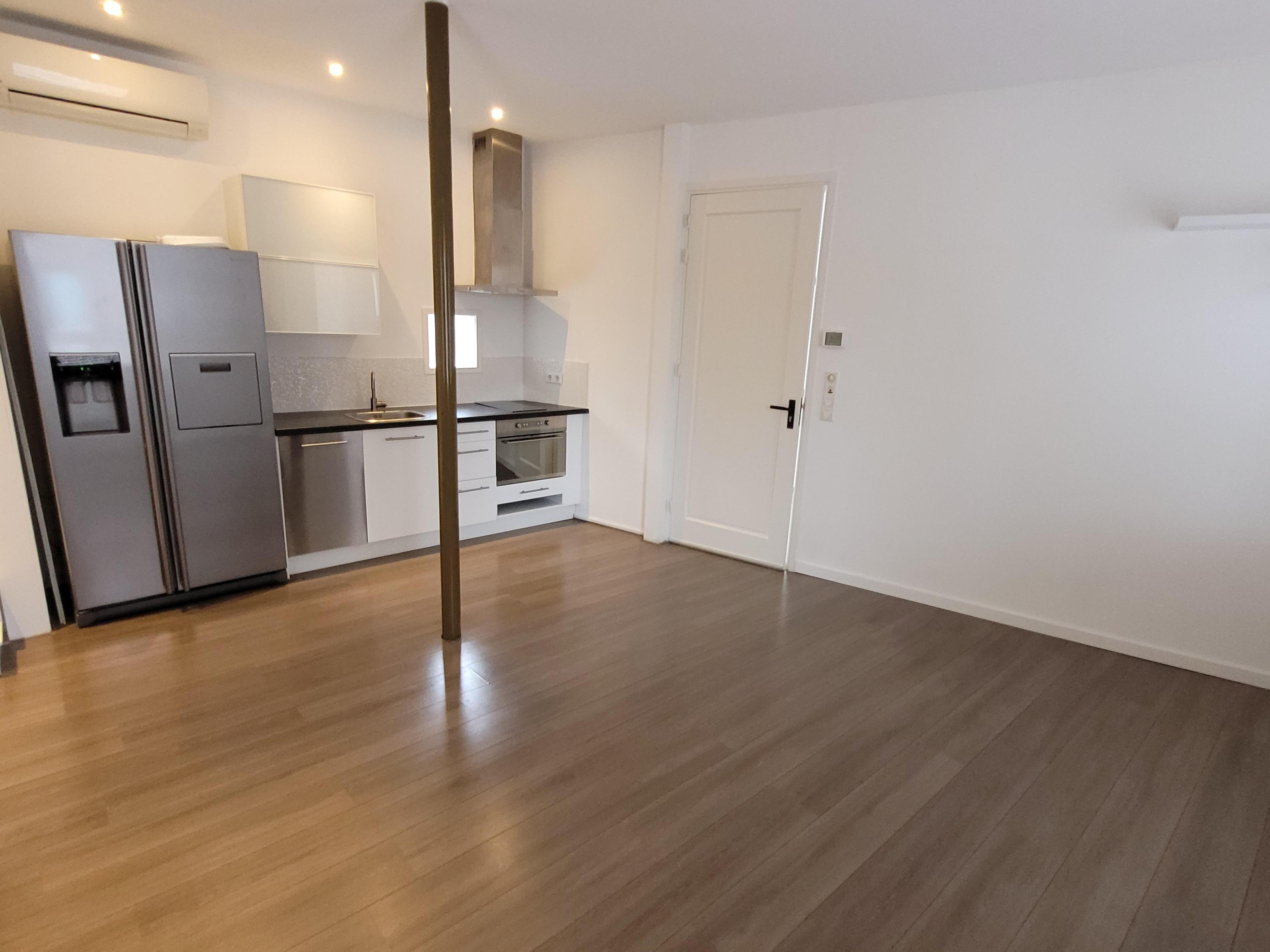 show all photos of Professor Poelsstraat