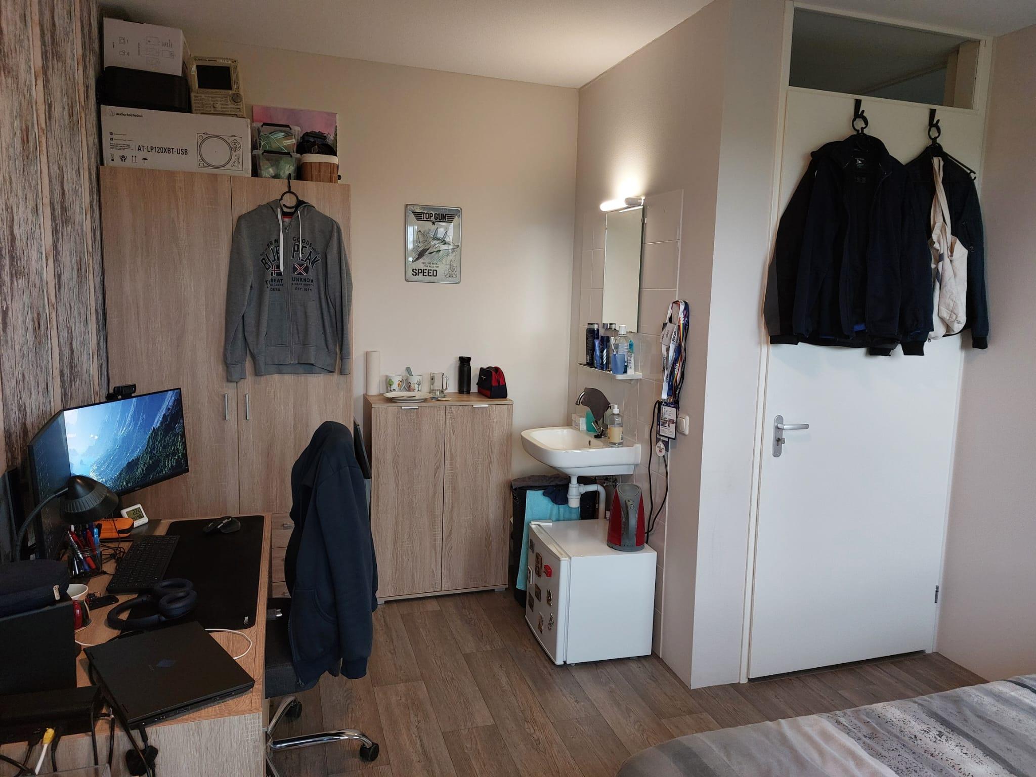 show all photos of Torenallee