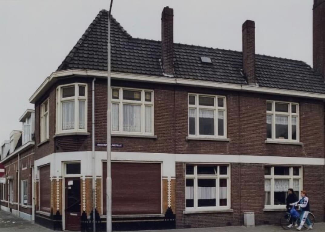 show all photos of Houtstraat