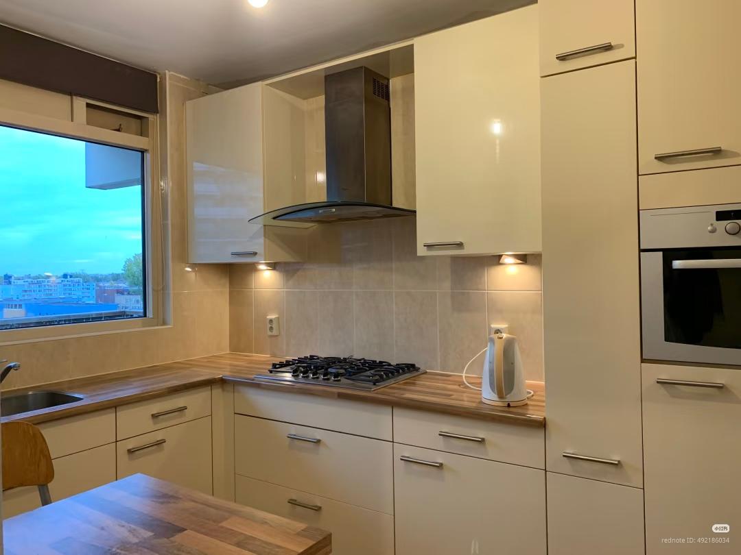 show all photos of Loenermark