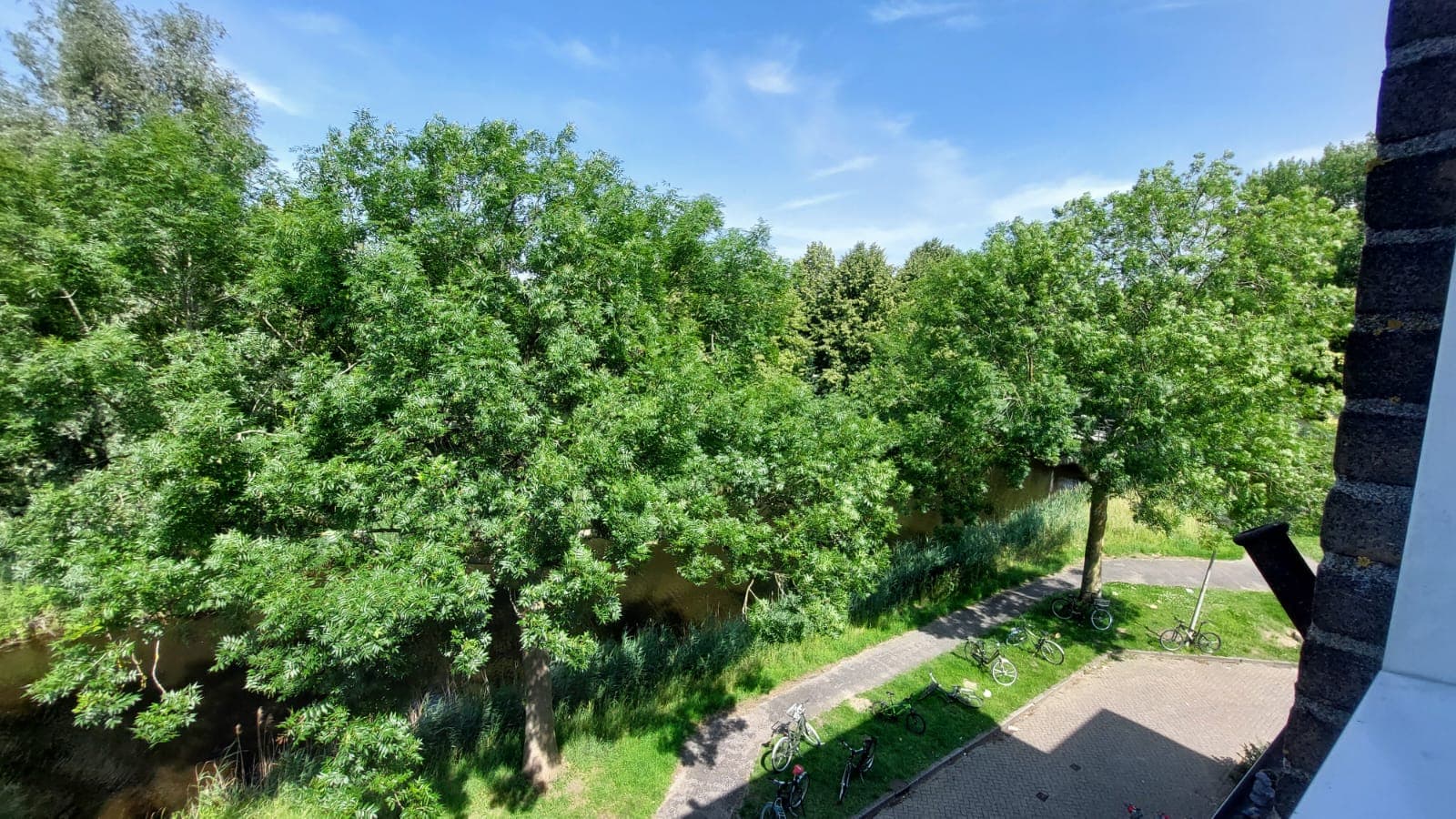 show all photos of Voordek