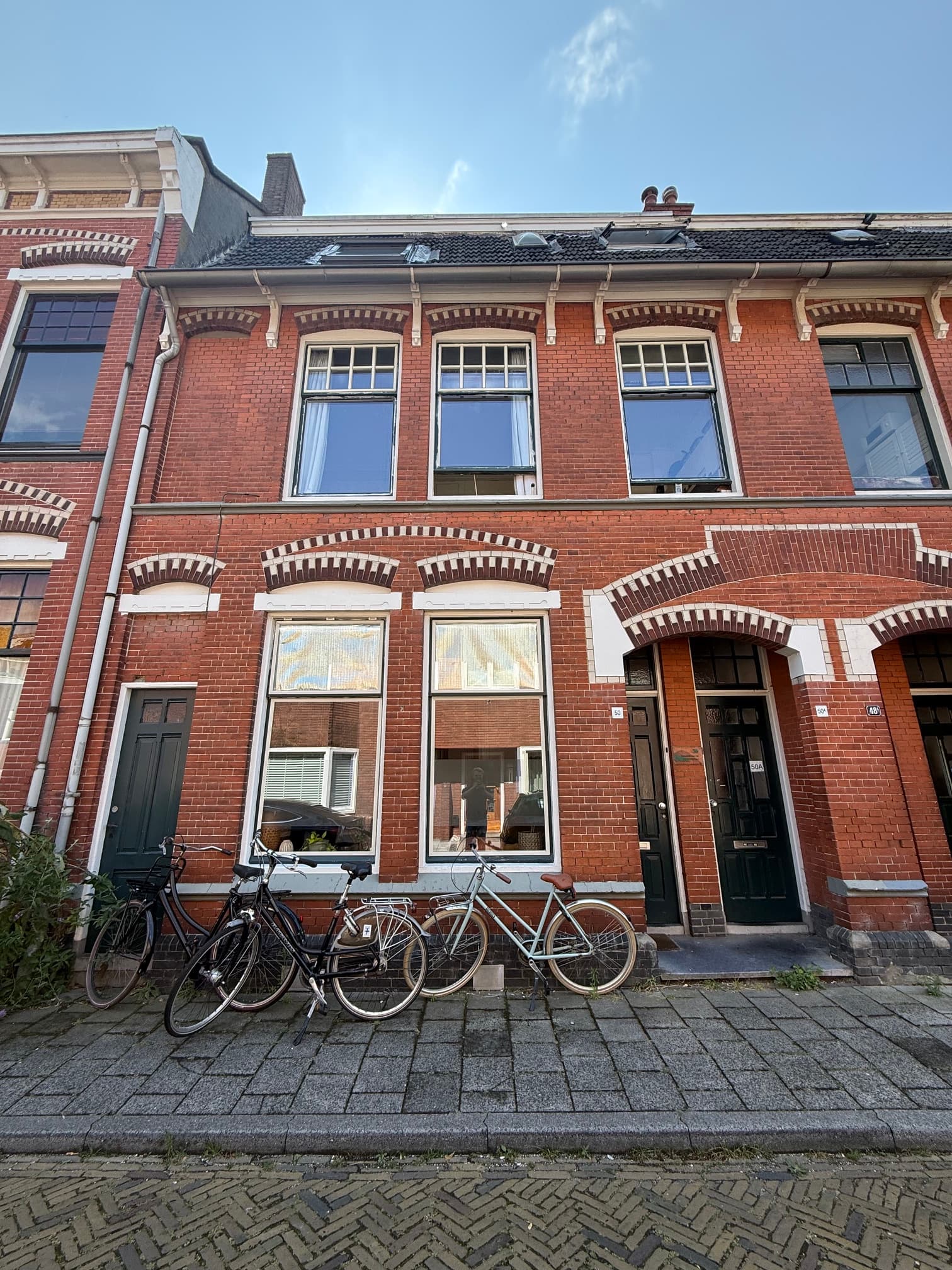 show all photos of Enkstraat