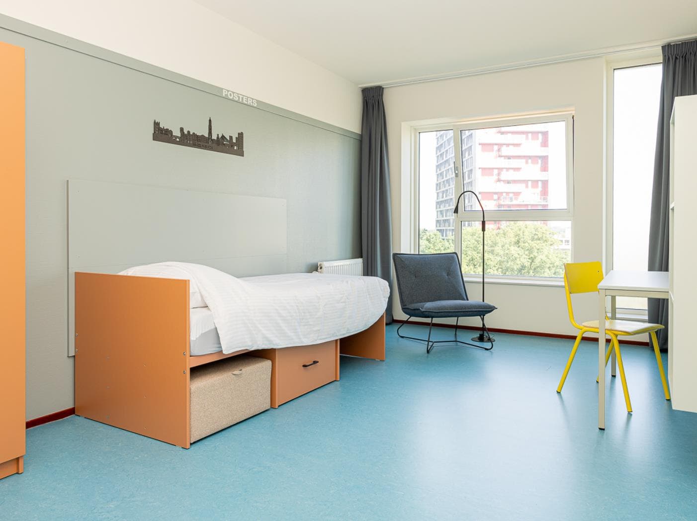 show all photos of Bisschopssteeg