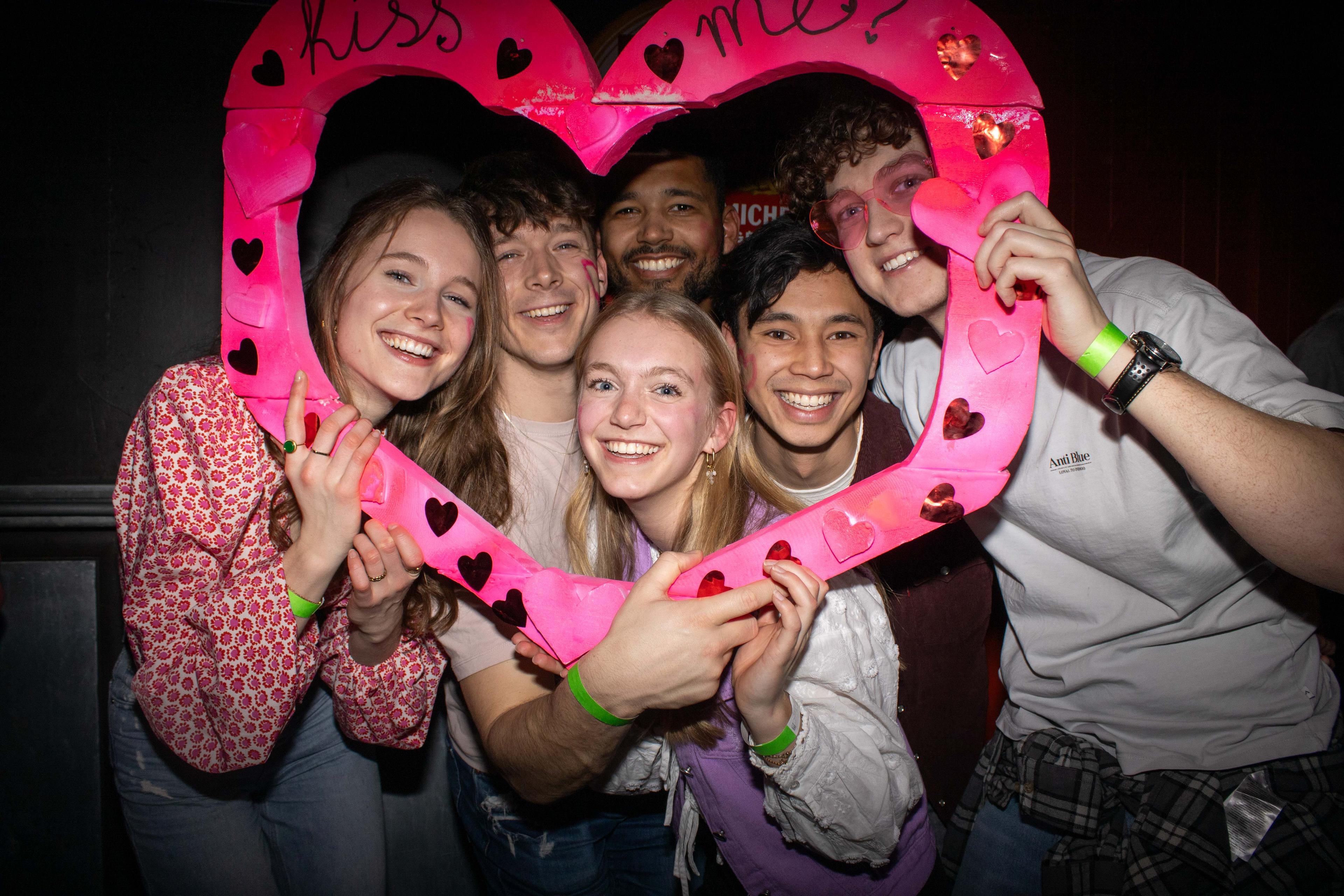 show all photos of E. du Perronlaan