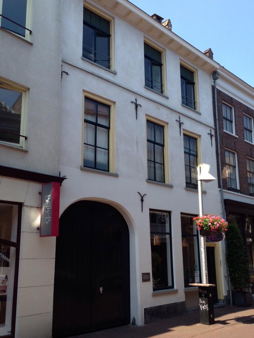 show all photos of Kerkstraat