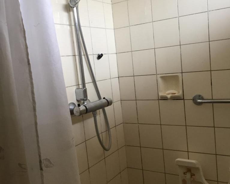 show all photos of Deken B.J. van Miertstr