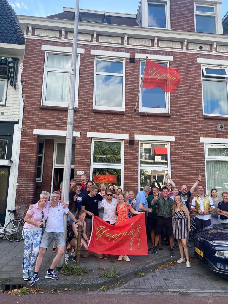 show all photos of Oldenzaalsestraat
