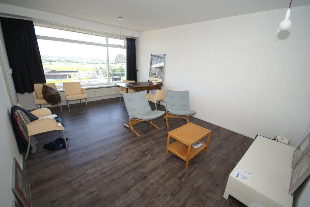 show all photos of Albardaweg